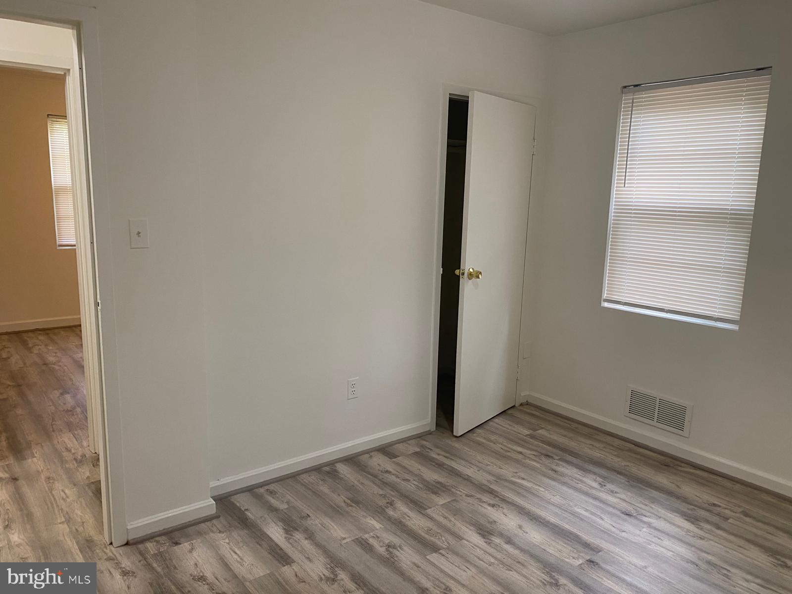 WESTHAMPTON - Residential Lease