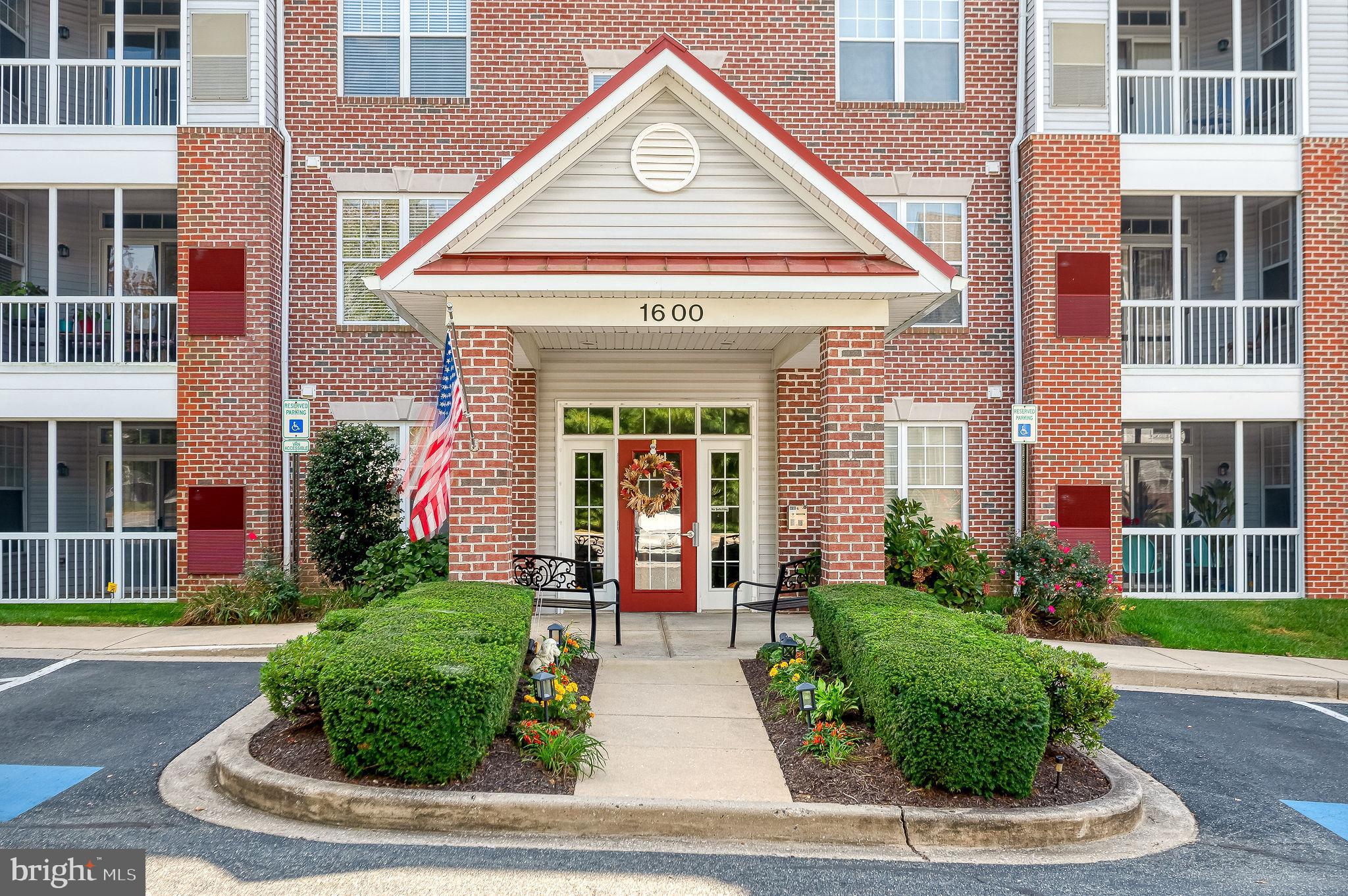 1600 MARTHA COURT 304