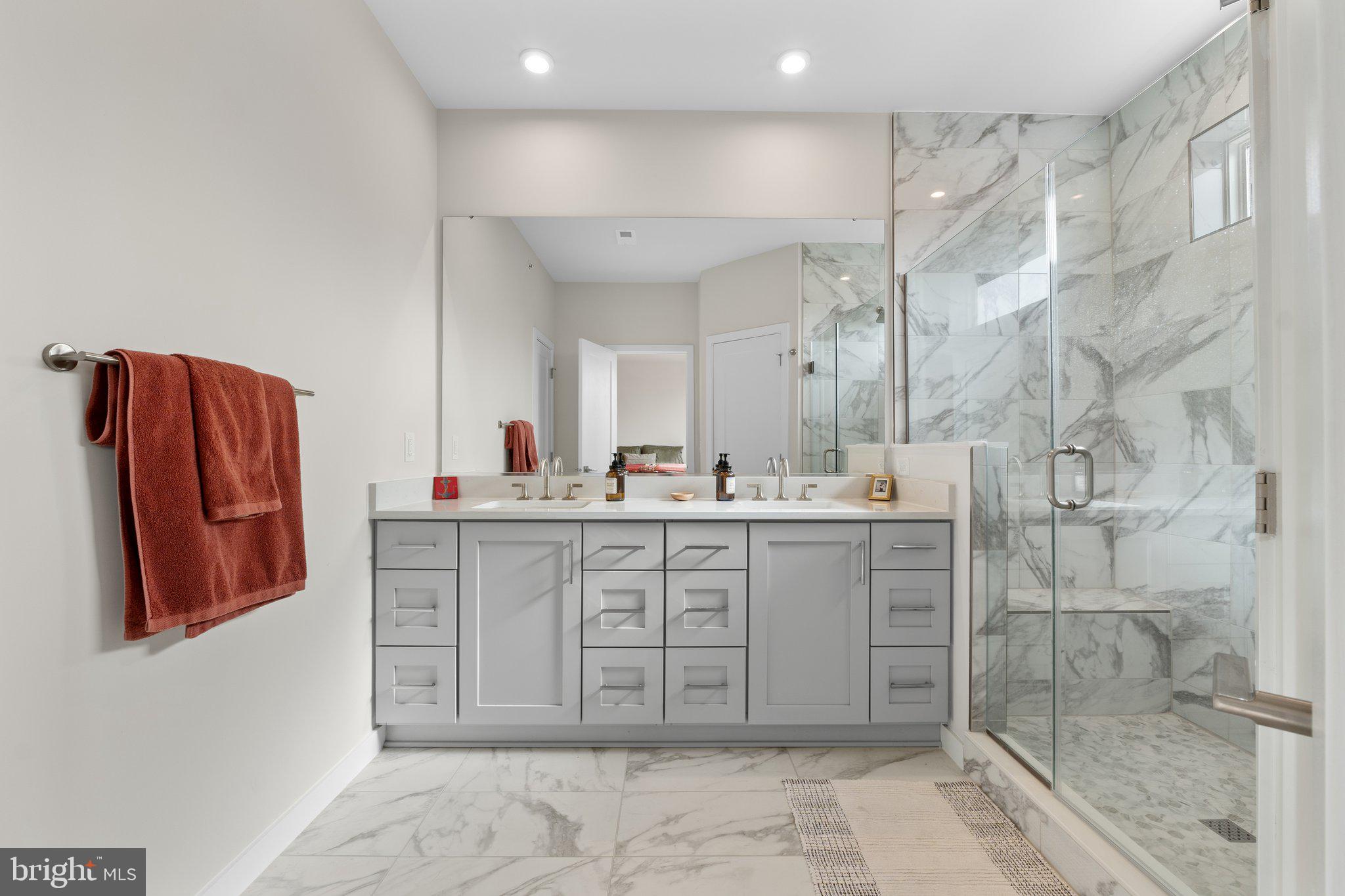 METRO WALK AT MOOREFIELD STATION - Residential Lease