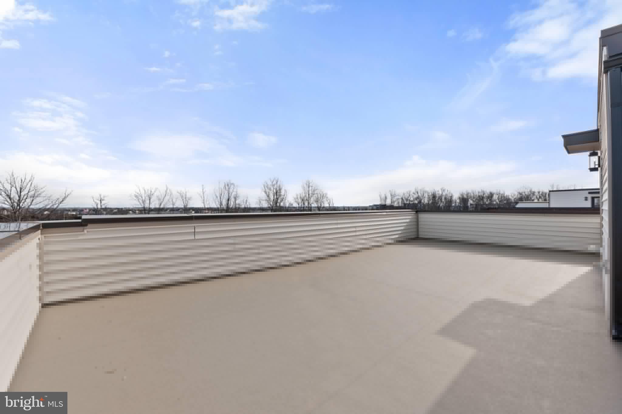 METRO WALK AT MOOREFIELD STATION - Residential Lease