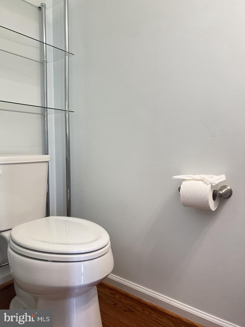 HOWARD SQUARE - Residential Lease