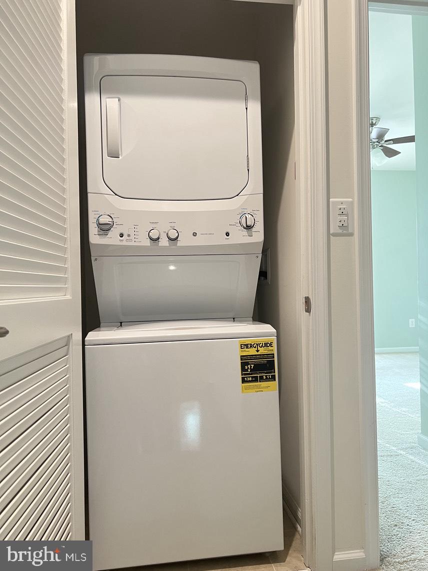 HOWARD SQUARE - Residential Lease