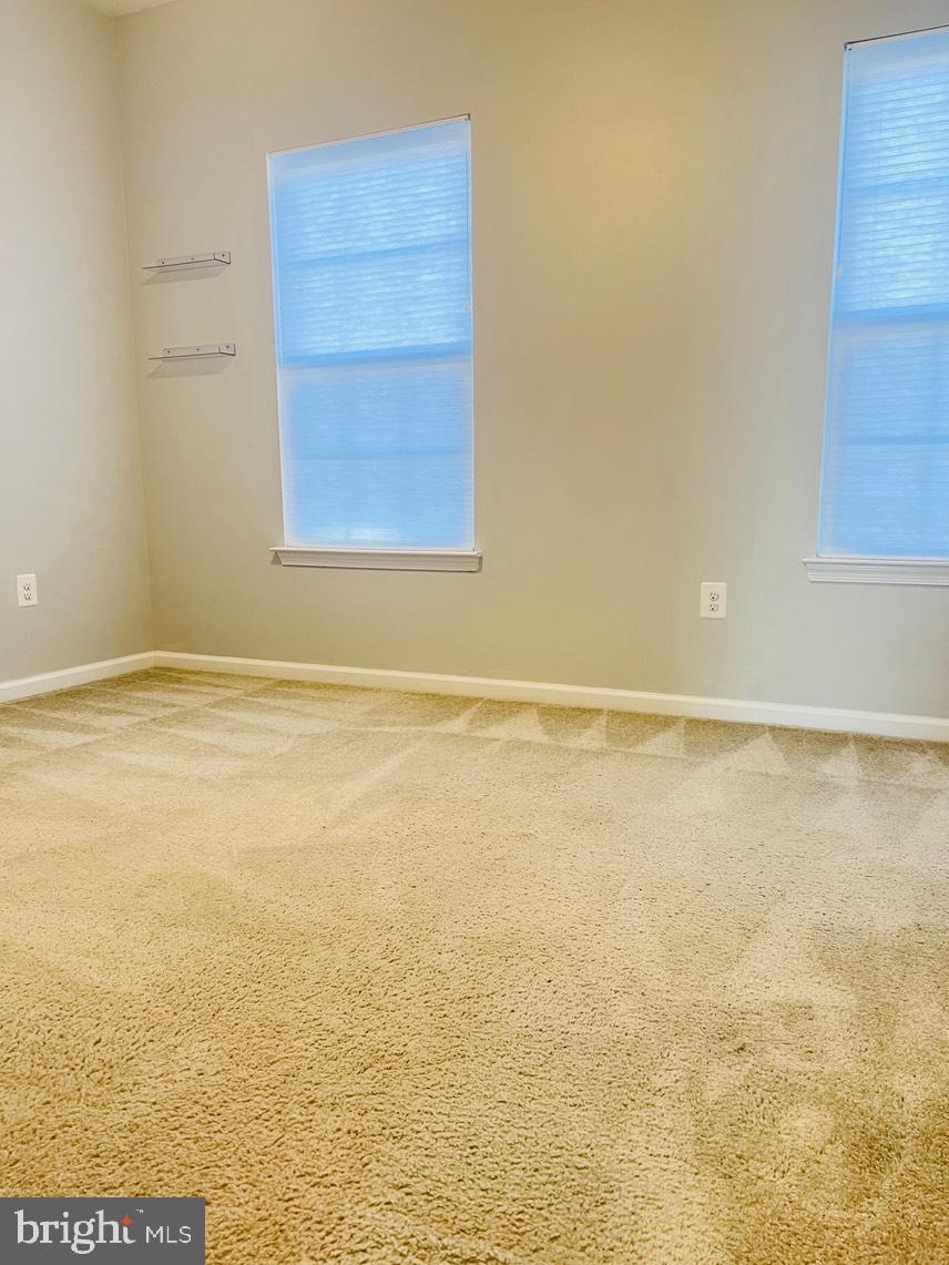 HOWARD SQUARE - Residential Lease