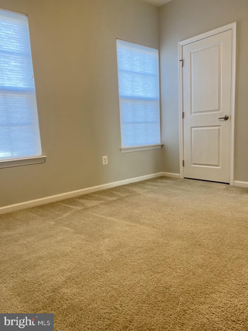 HOWARD SQUARE - Residential Lease