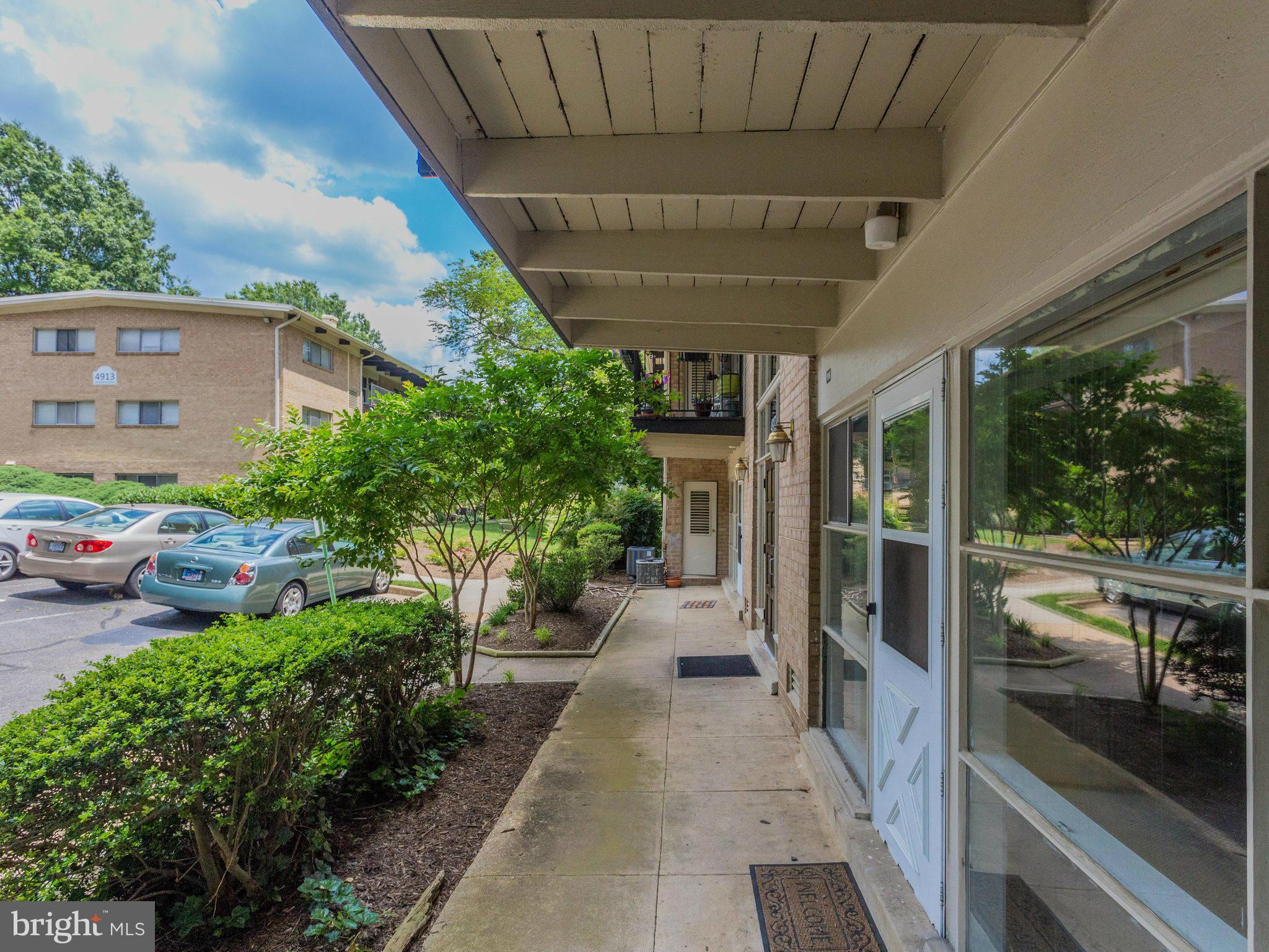 FAIRFAX HERITAGE - Residential