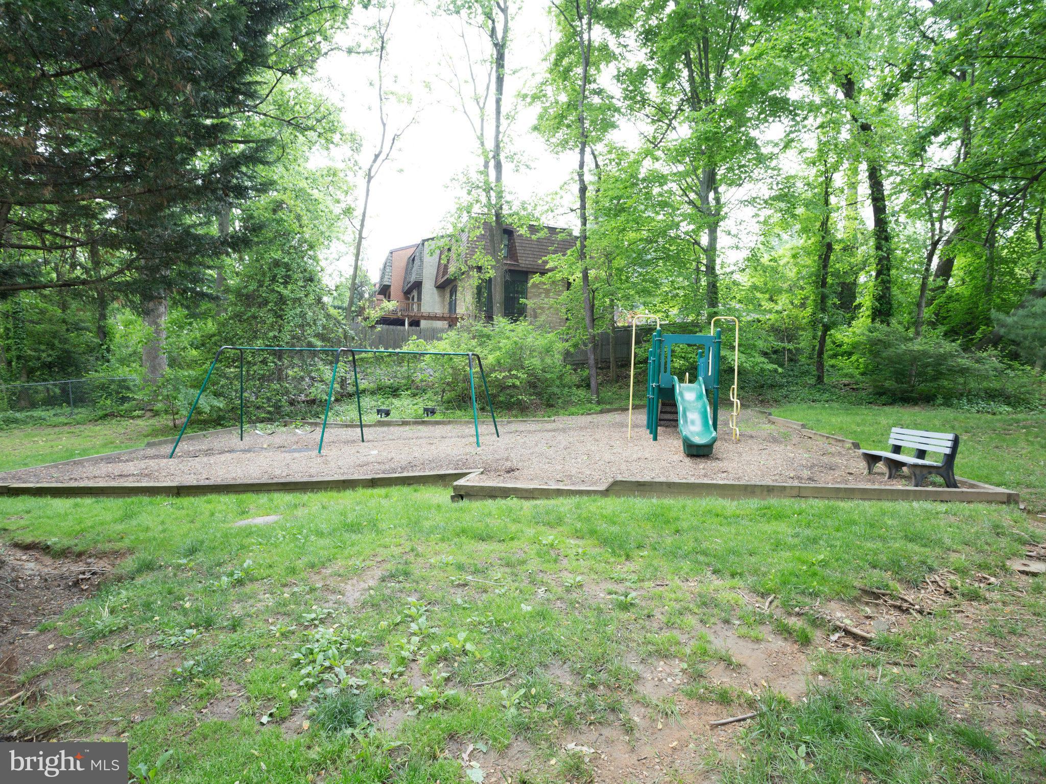 FAIRFAX HERITAGE - Residential