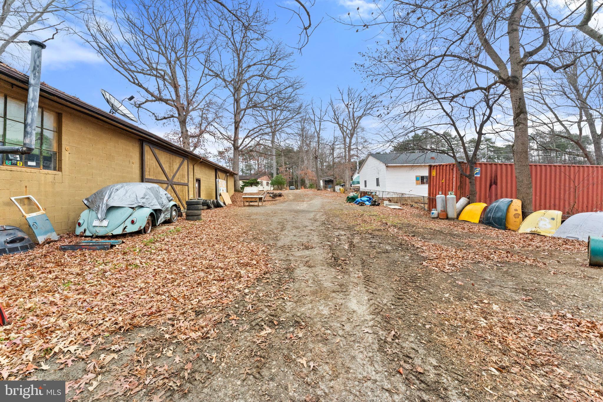 SILVERBROOK FARMS - Residential