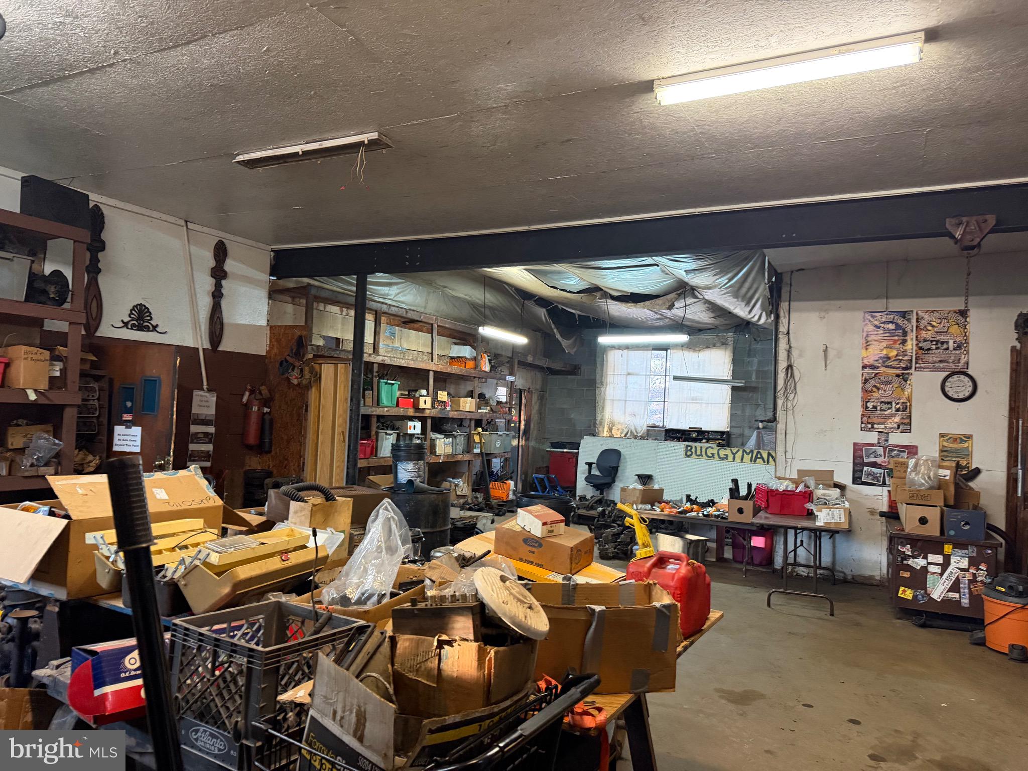 SILVERBROOK FARMS - Residential