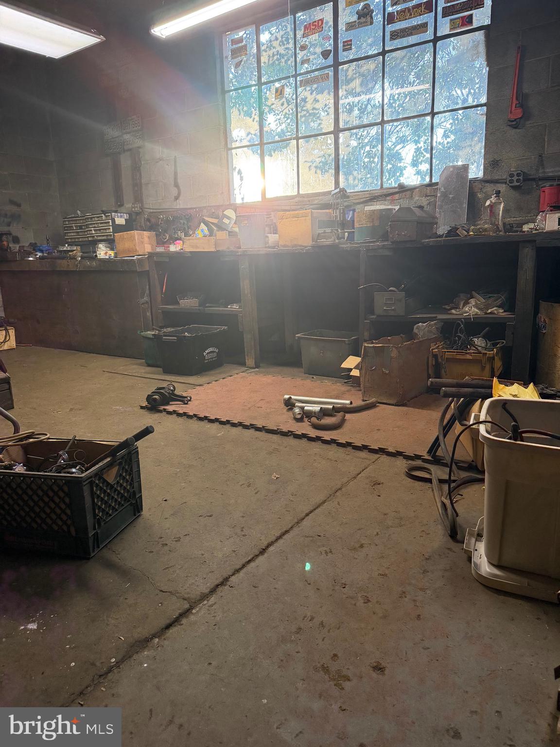 SILVERBROOK FARMS - Residential