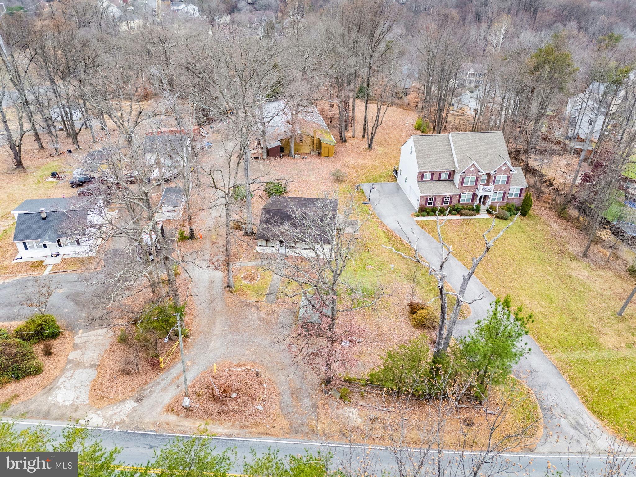 SILVERBROOK FARMS - Residential