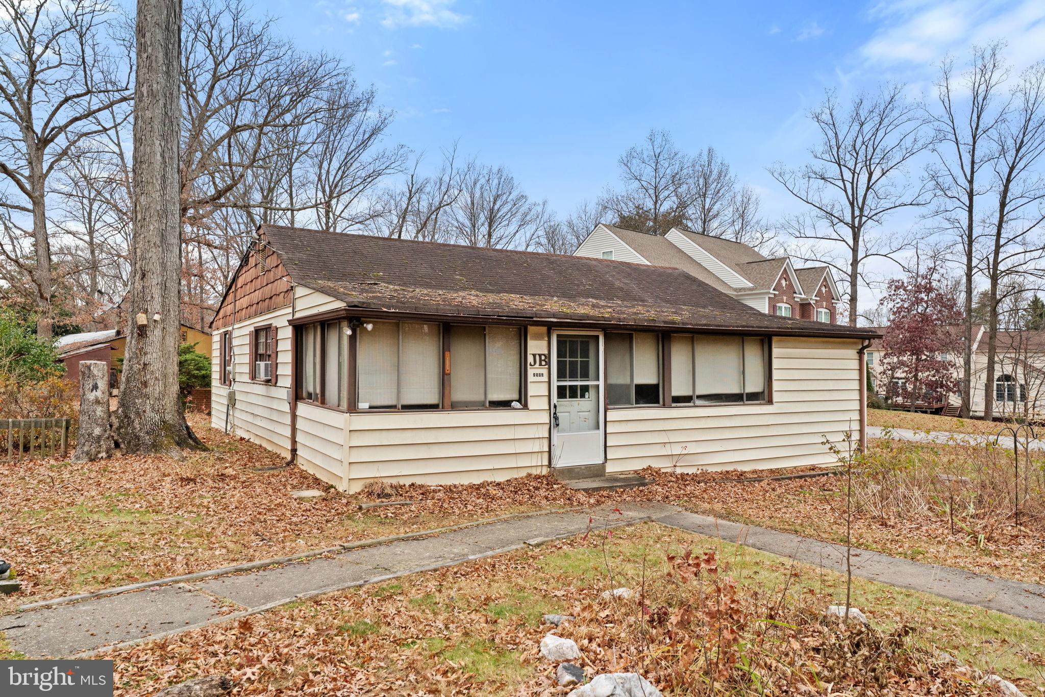 SILVERBROOK FARMS - Residential