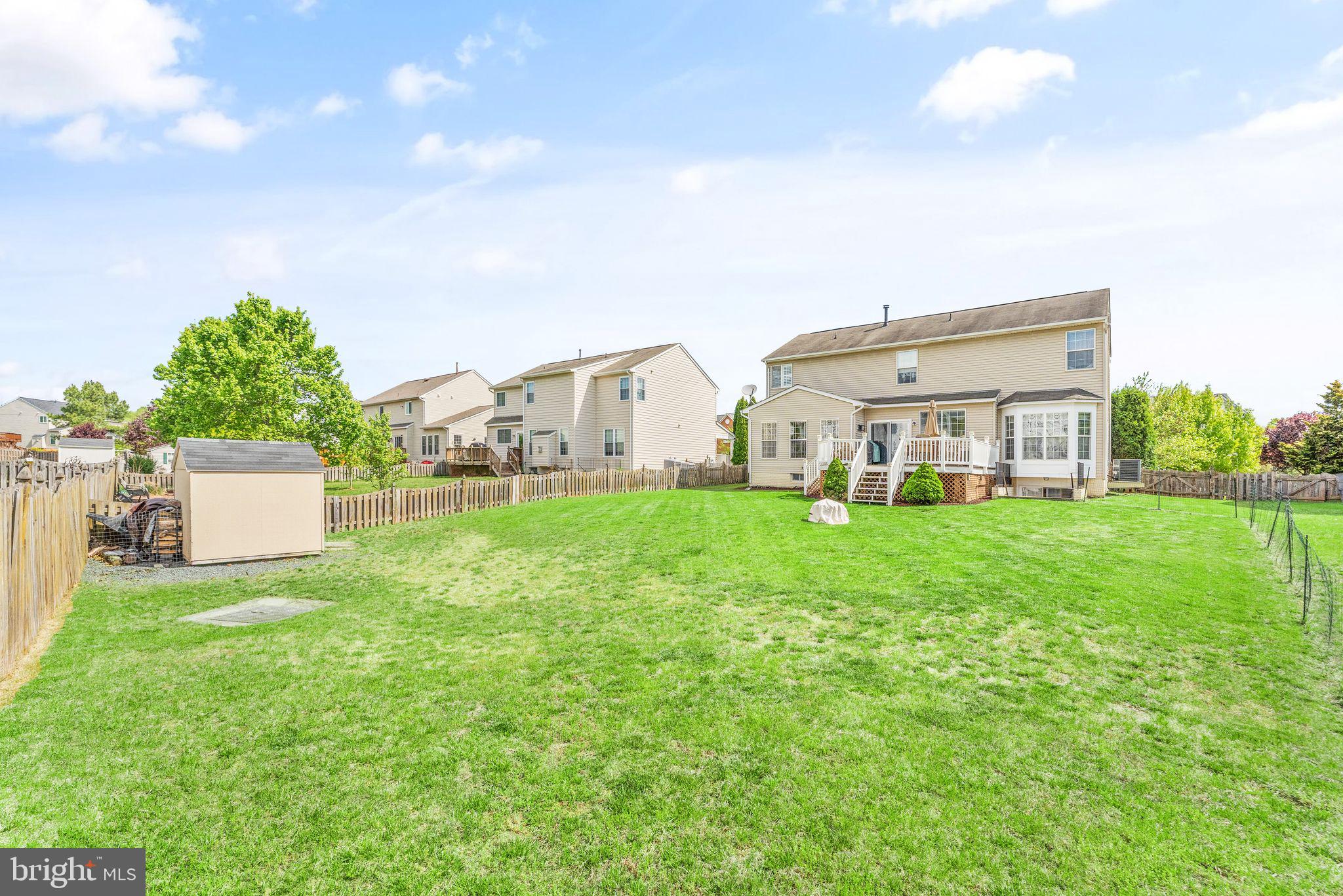 LANIER FARMS - Residential