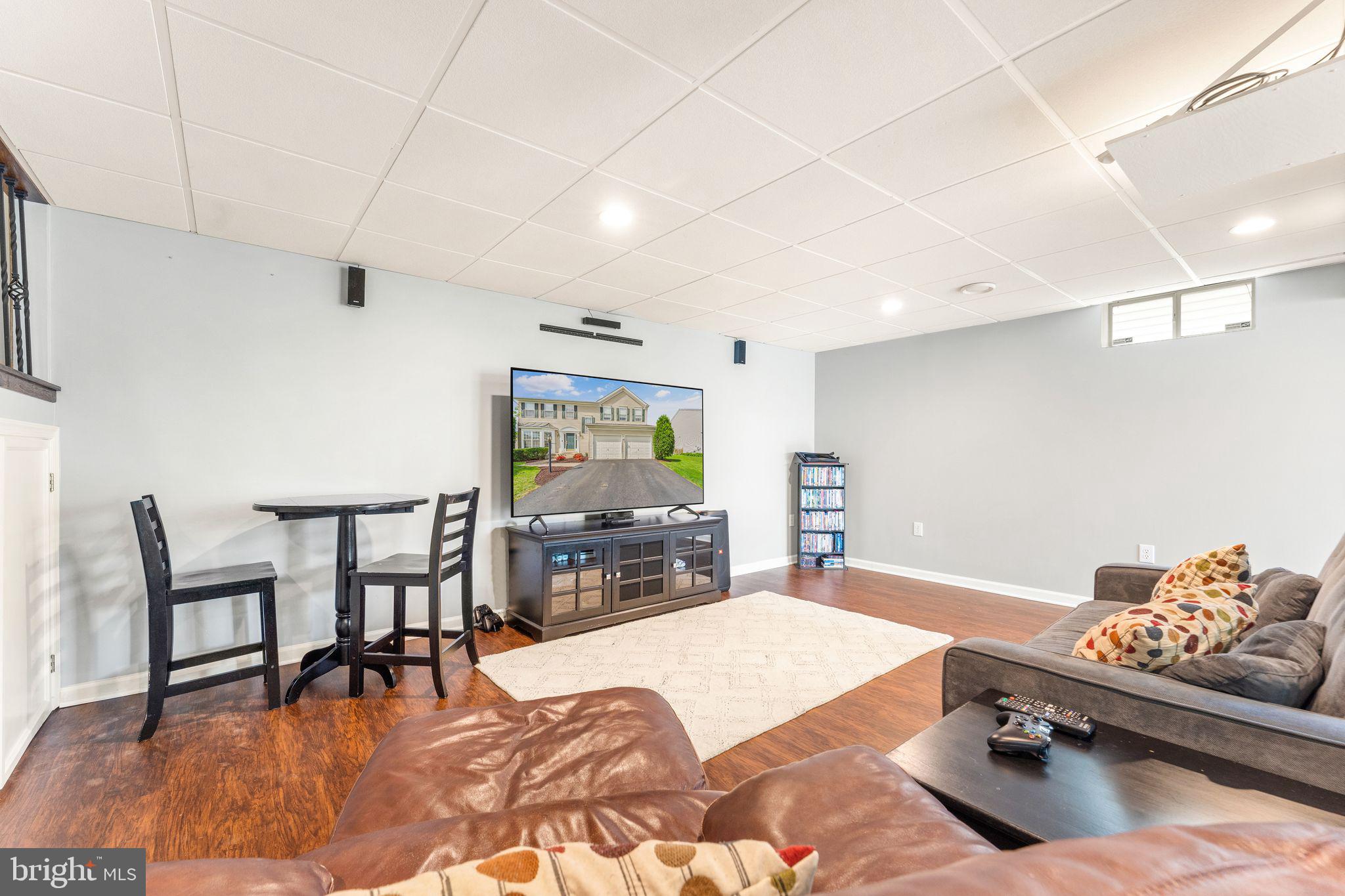 LANIER FARMS - Residential