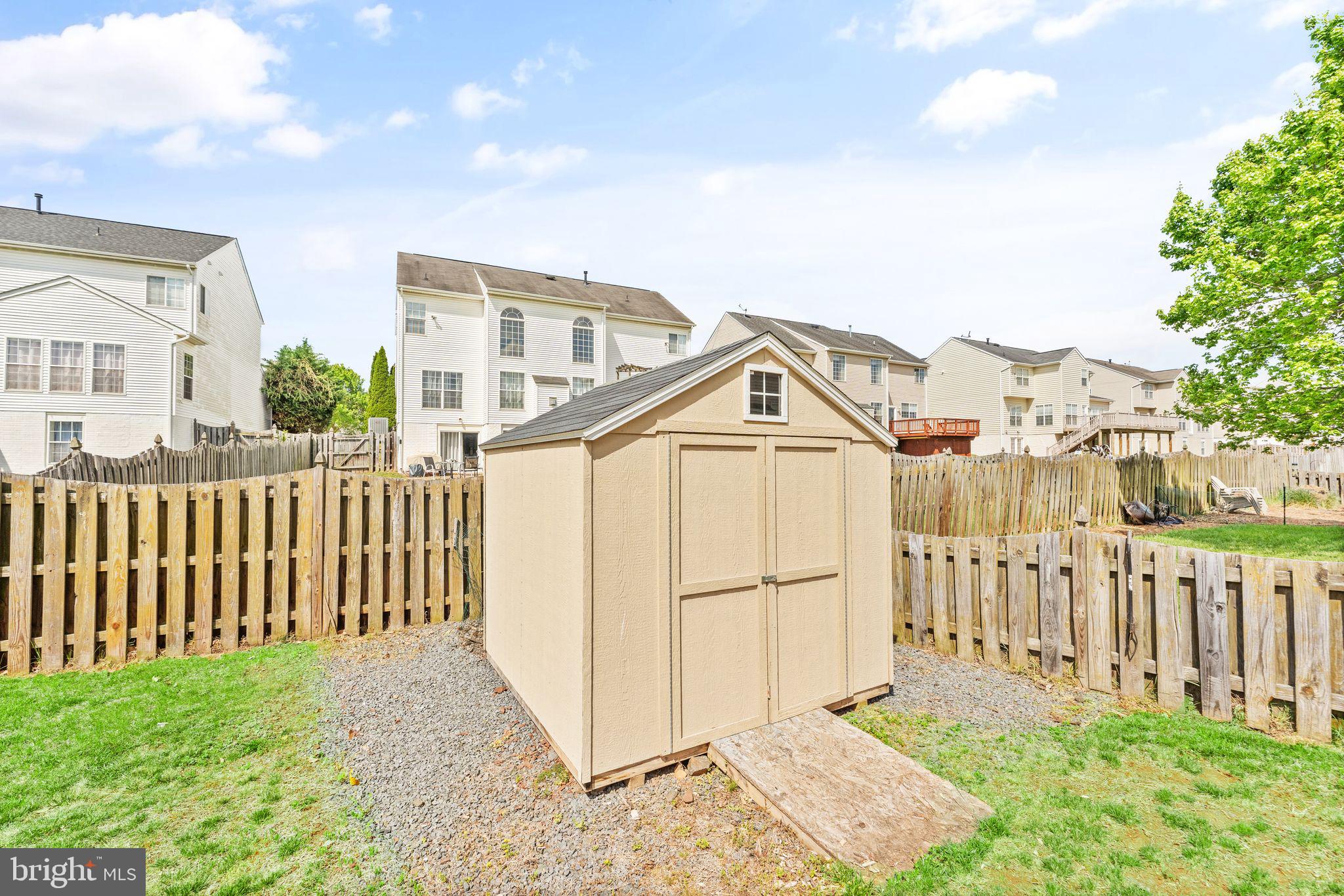 LANIER FARMS - Residential