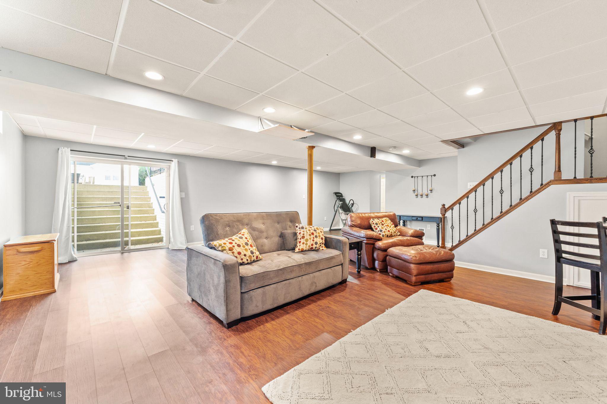 LANIER FARMS - Residential