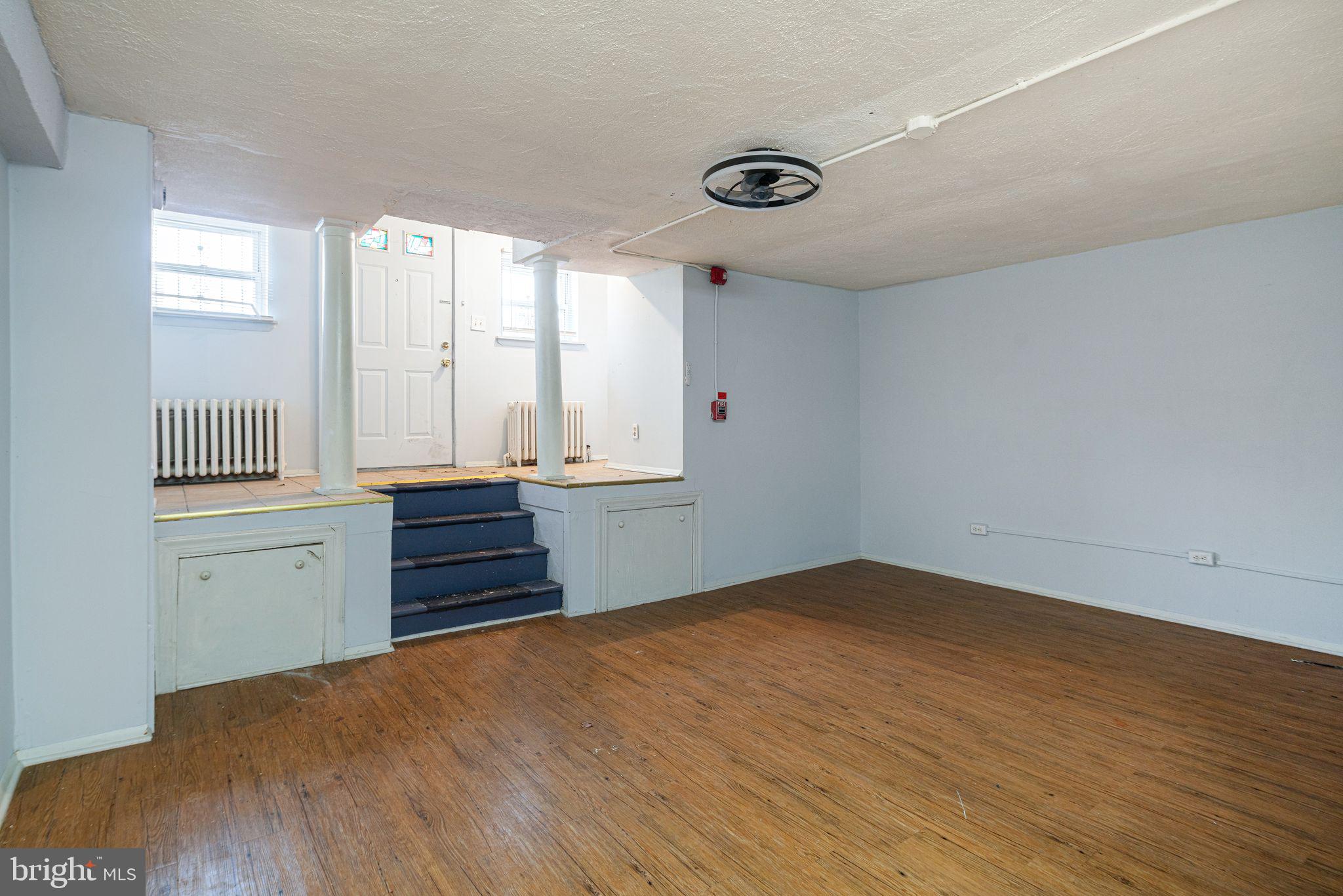 WALNUT HILL - Residential Income