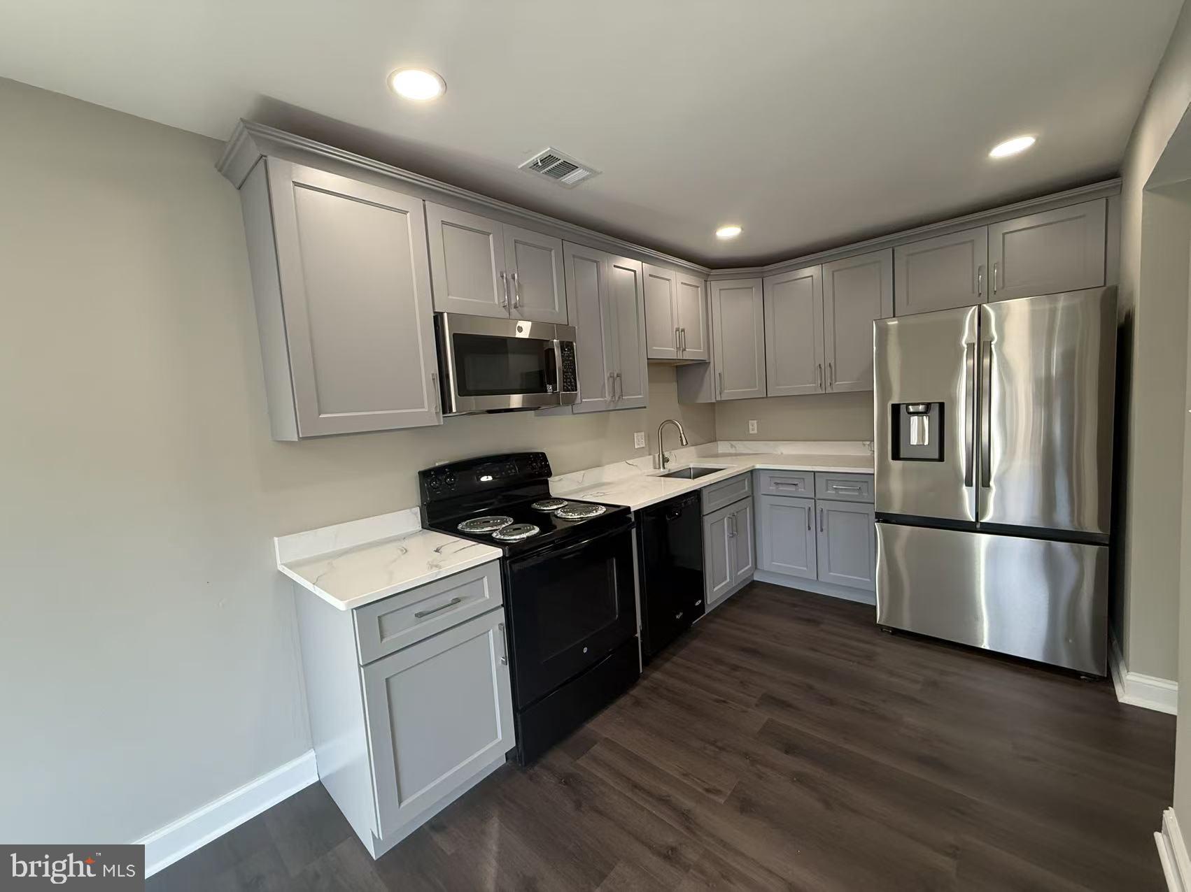 GERMANTOWN PARK - Residential