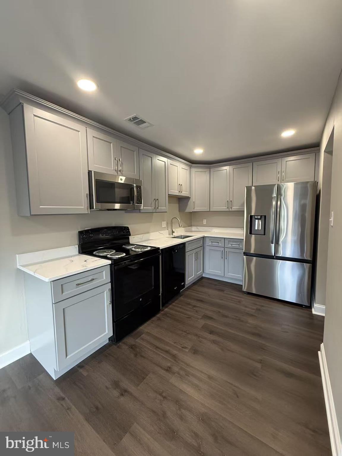 GERMANTOWN PARK - Residential