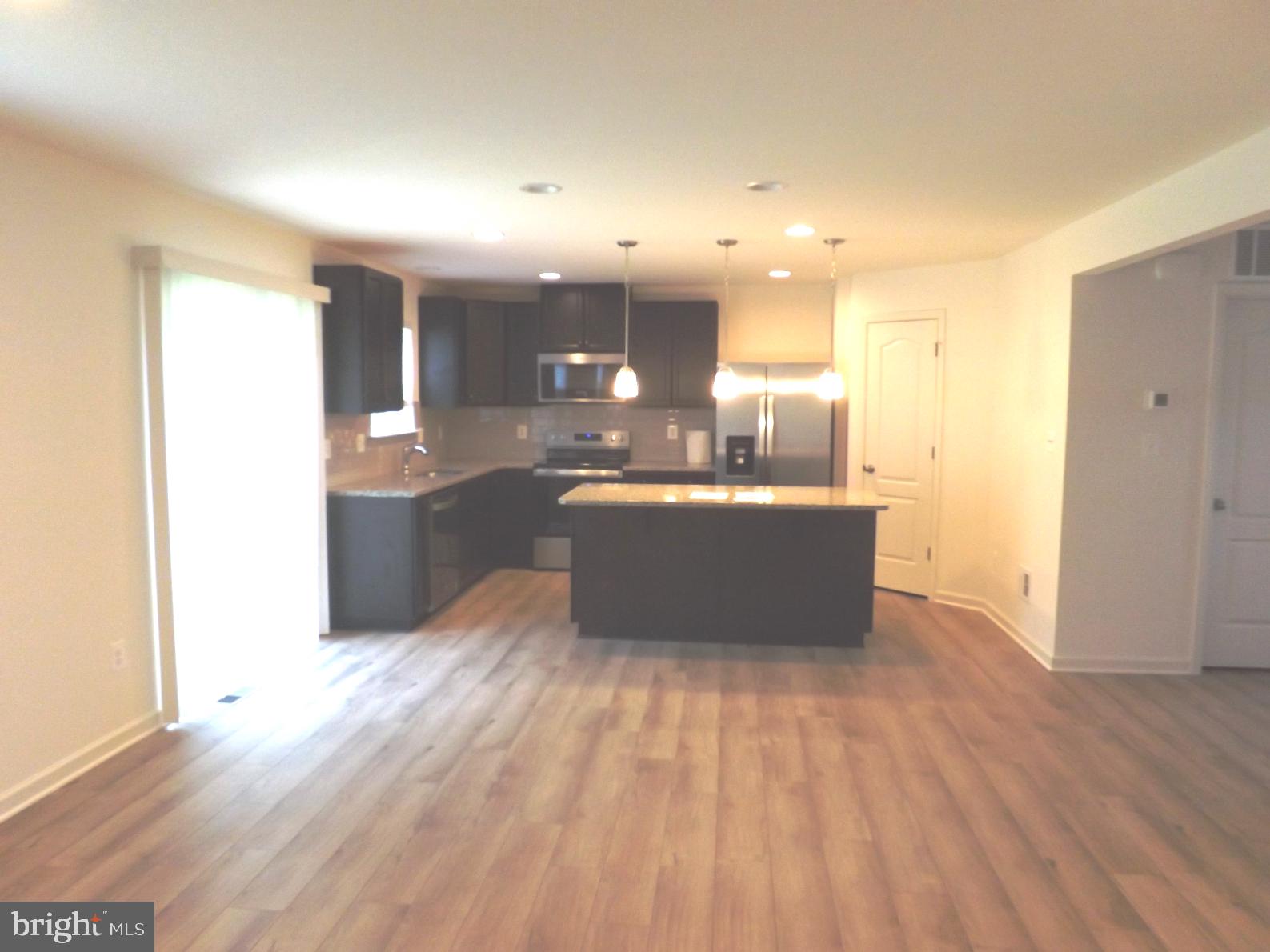 OVERLOOK AT RIVERSIDE - Residential Lease