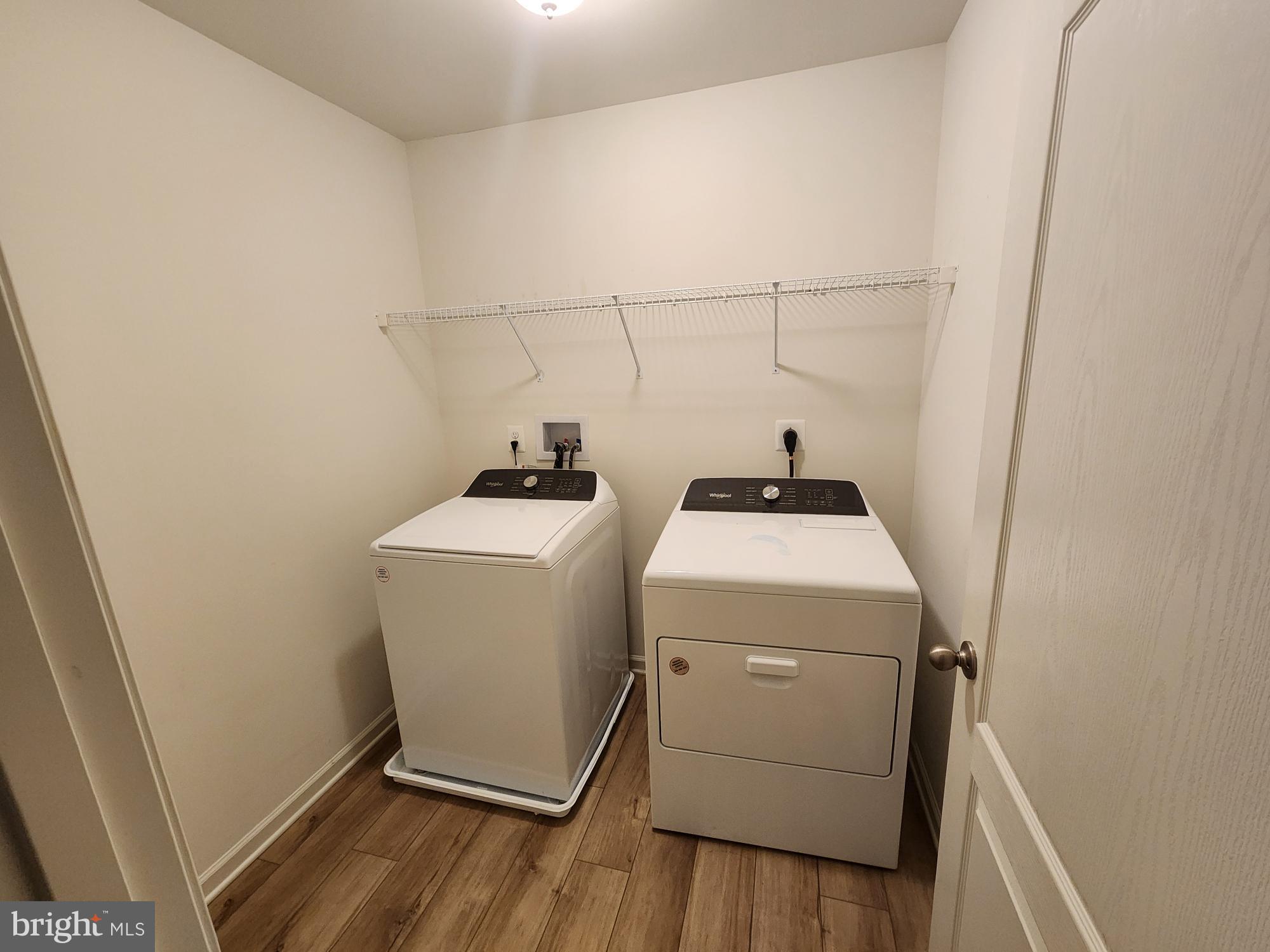 OVERLOOK AT RIVERSIDE - Residential Lease