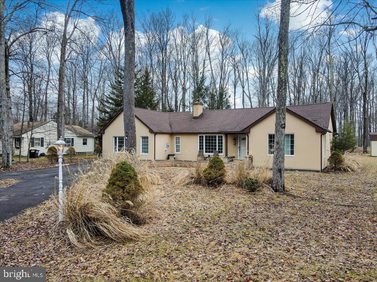 427 STILLWATER DR