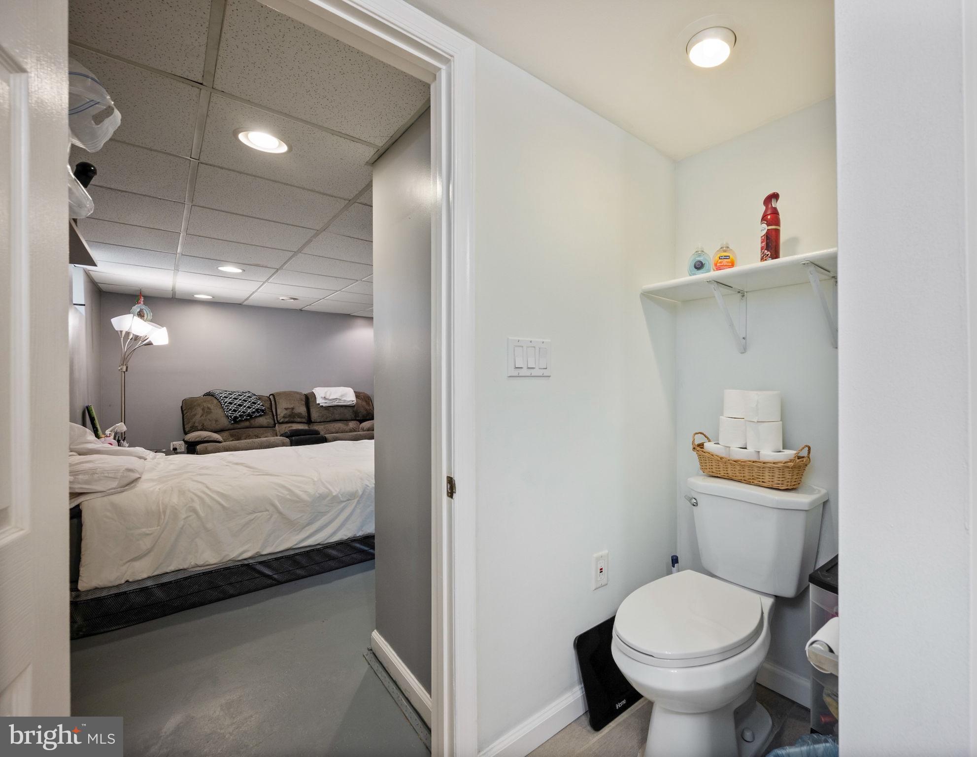 FULLERTON - Residential