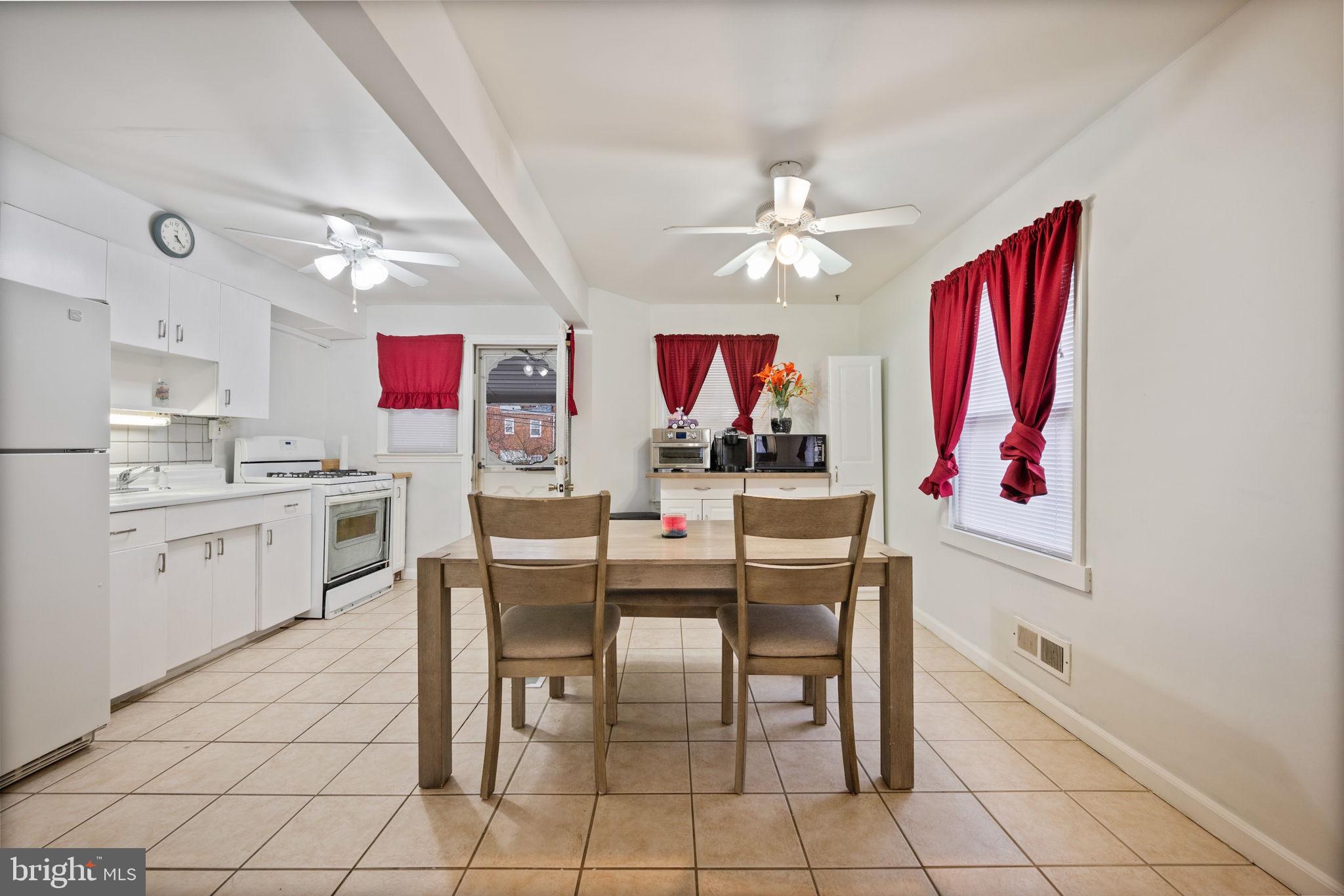 FULLERTON - Residential