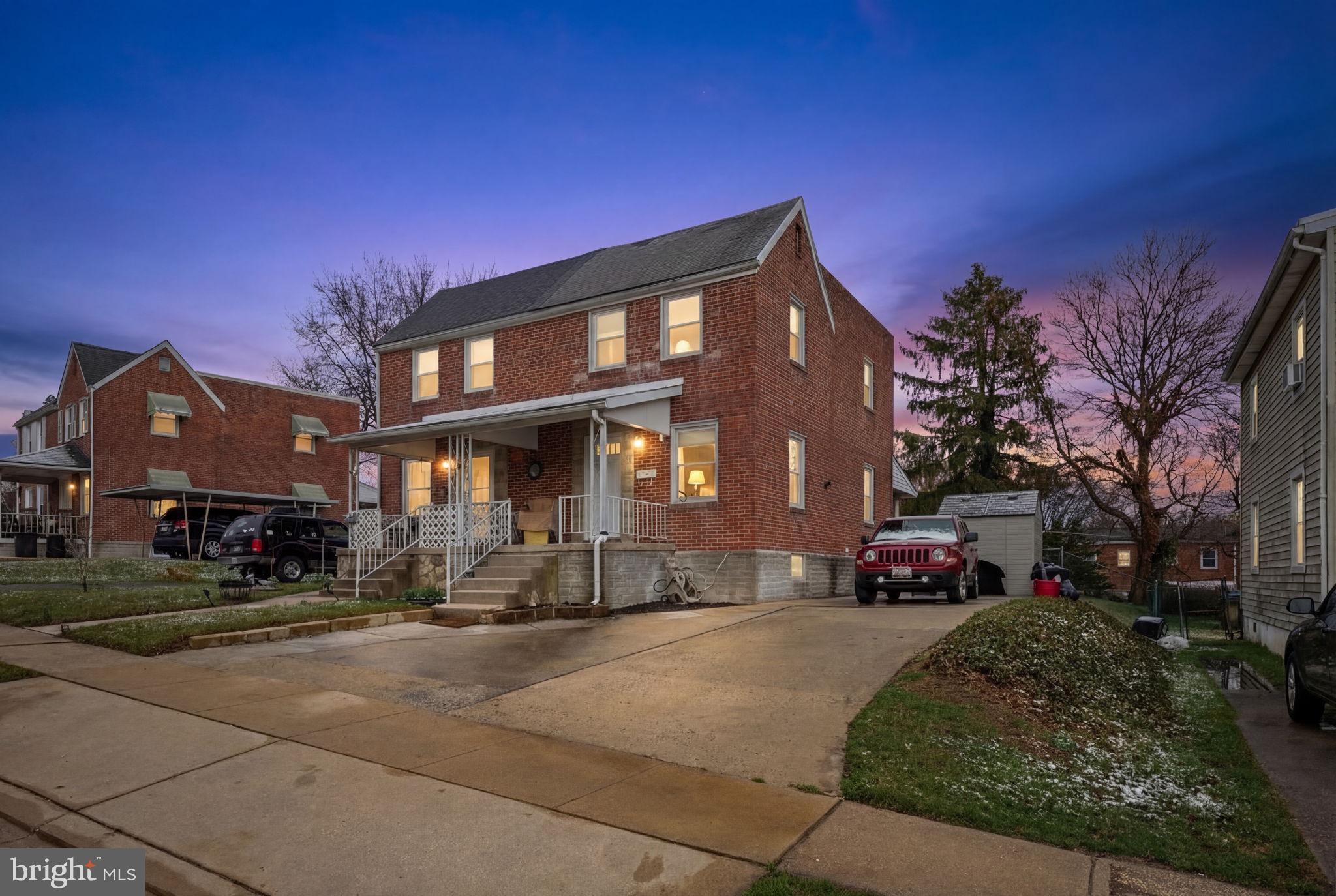 FULLERTON - Residential