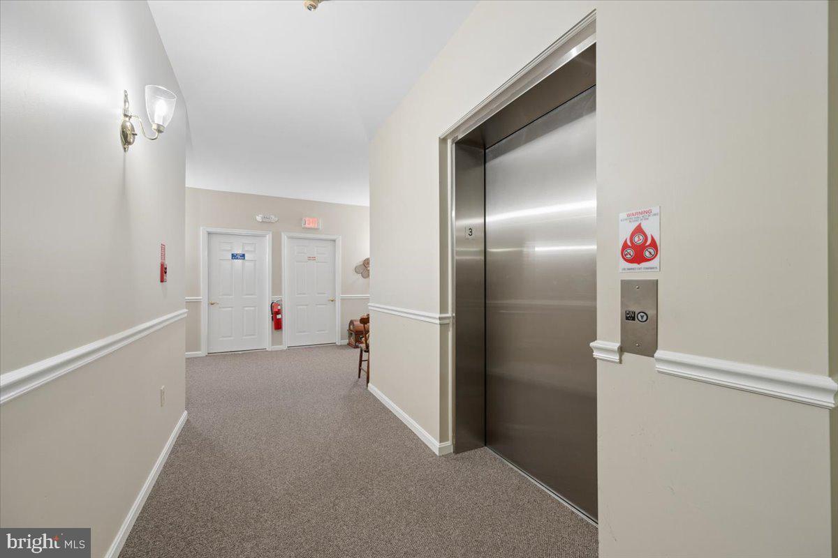 117 EASY STREET 32