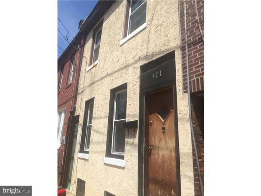Great Investment Property or handyman special. 3 Bedroom straight through in Hot Pennsport area of the city. Being sold in As Is condition.