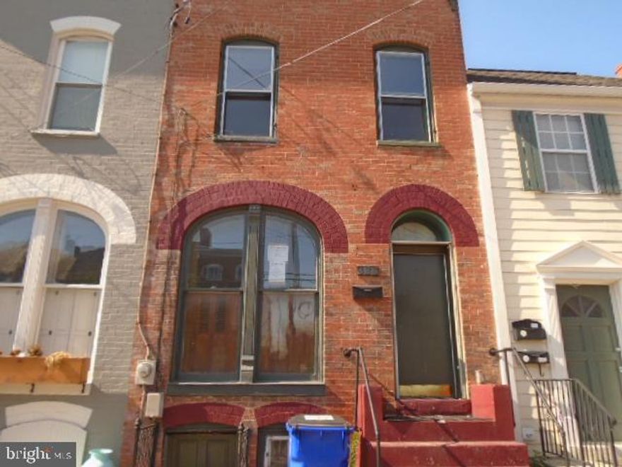 All Brick Front front town home in Downtown Frederick offers 3 levels of living space. Open floor plan through out. High ceilings on main floor. Nice size kitchen has plenty of cabinet space and separate dining room with built in 's.  Upper level has 3 rooms with back room leading to balcony . Basement has plenty of room for storage and utility area. Privacy fenced deep rear yard. Easy access to rt 70 and 15. Close to schools and shopping.  Agents please see documents on this listing and agent remarks for all contract details . First 30 days are owner occupants .