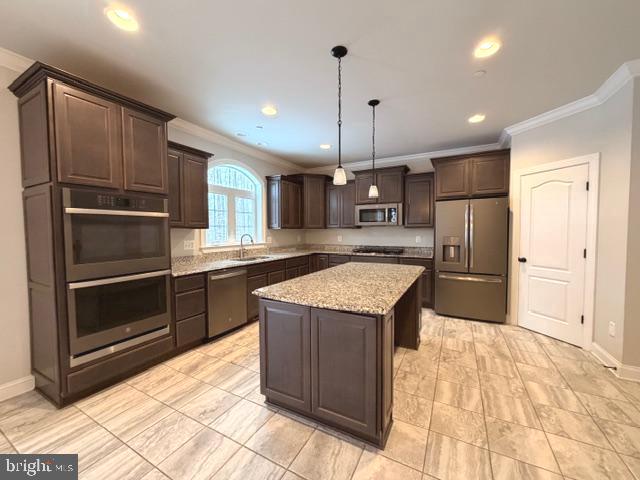 PONDS WOOD LANDING - Residential Lease