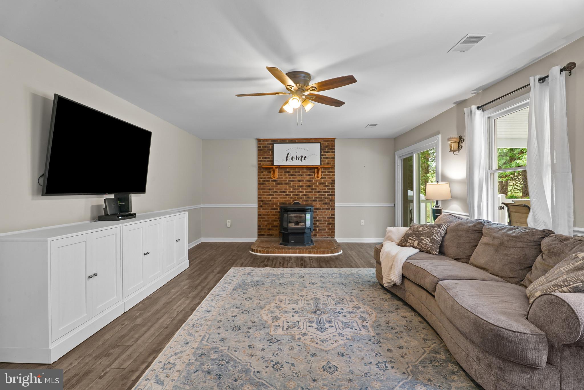 HANNLEIGH HEIGHT - Residential