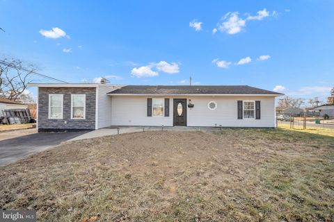 Photo of 2 Primrose Lane, LEVITTOWN, PA 19054 (MLS # PABU2111026)