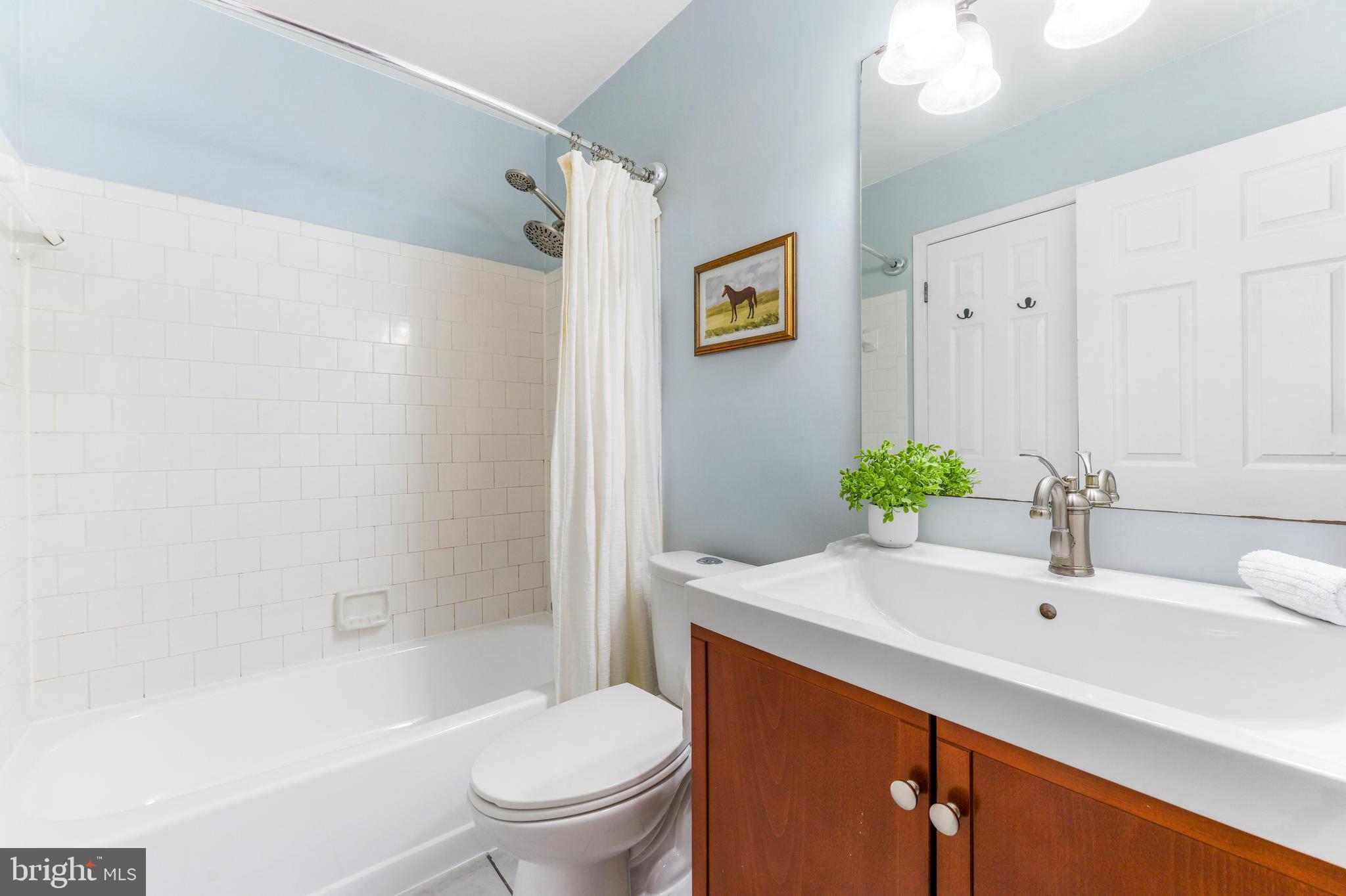 MARBLE HILL - Residential