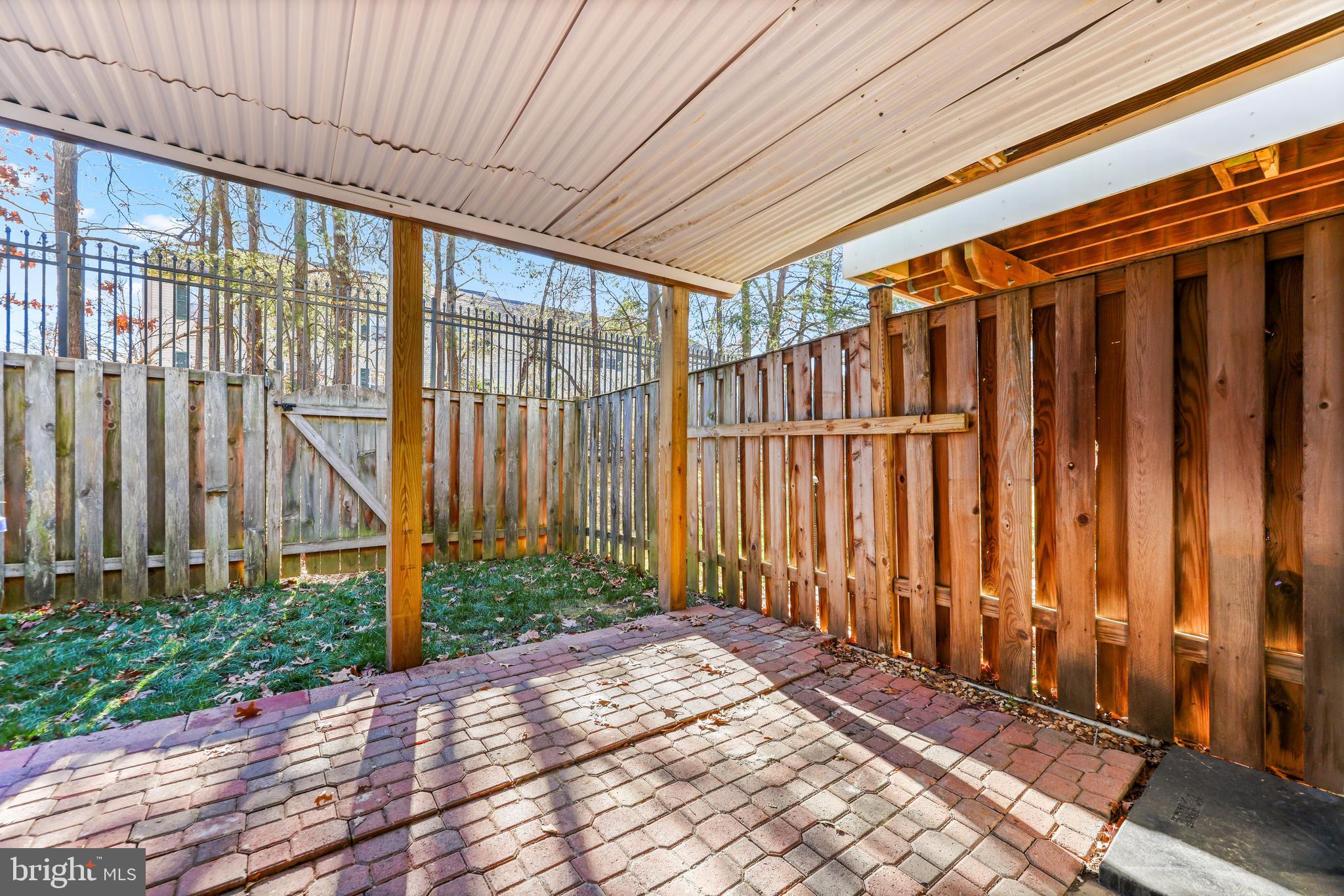 MARBLE HILL - Residential