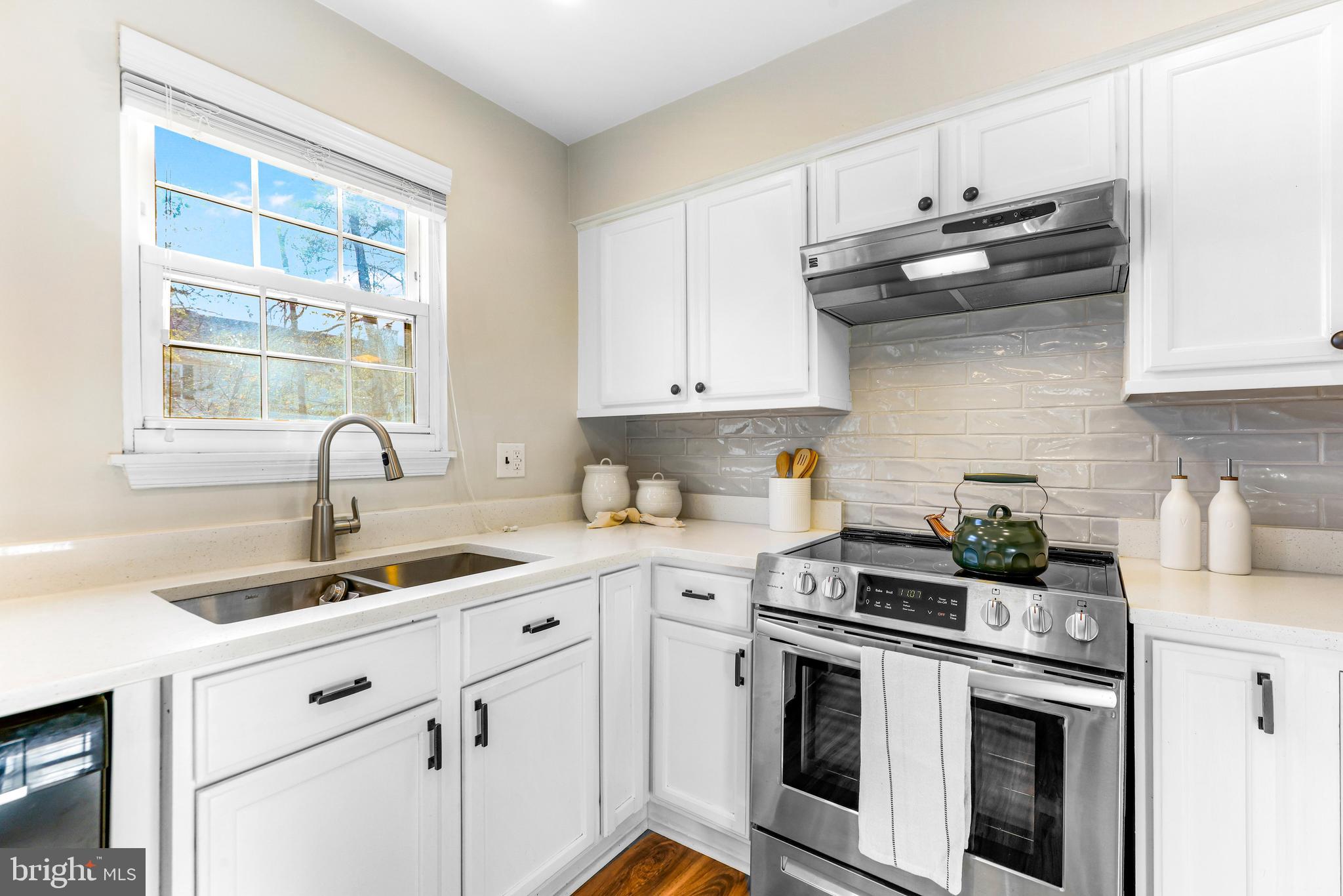 MARBLE HILL - Residential