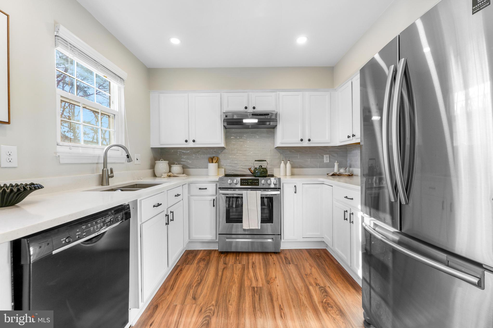 MARBLE HILL - Residential