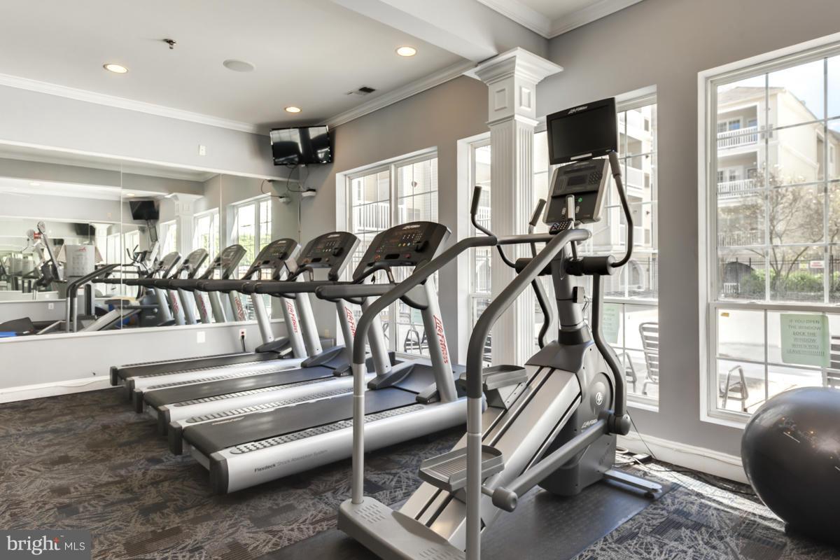 PALAZZO AT PARK CENTER - Residential