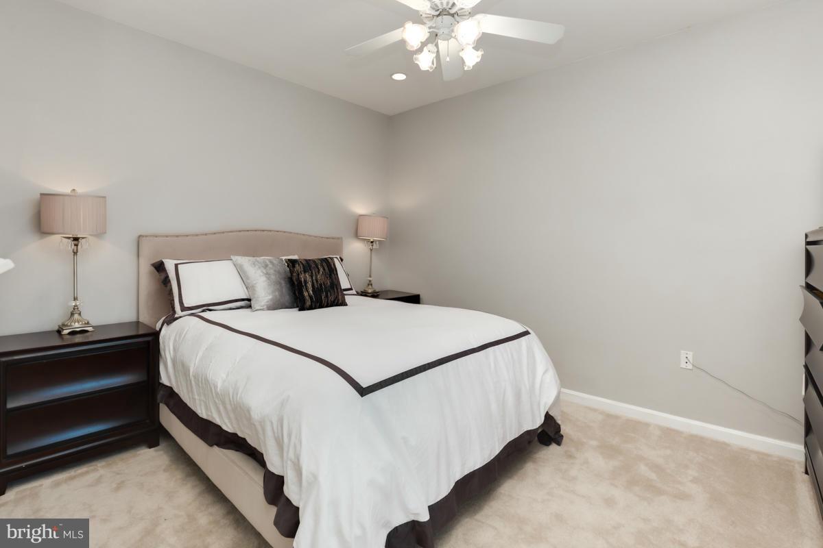 PALAZZO AT PARK CENTER - Residential