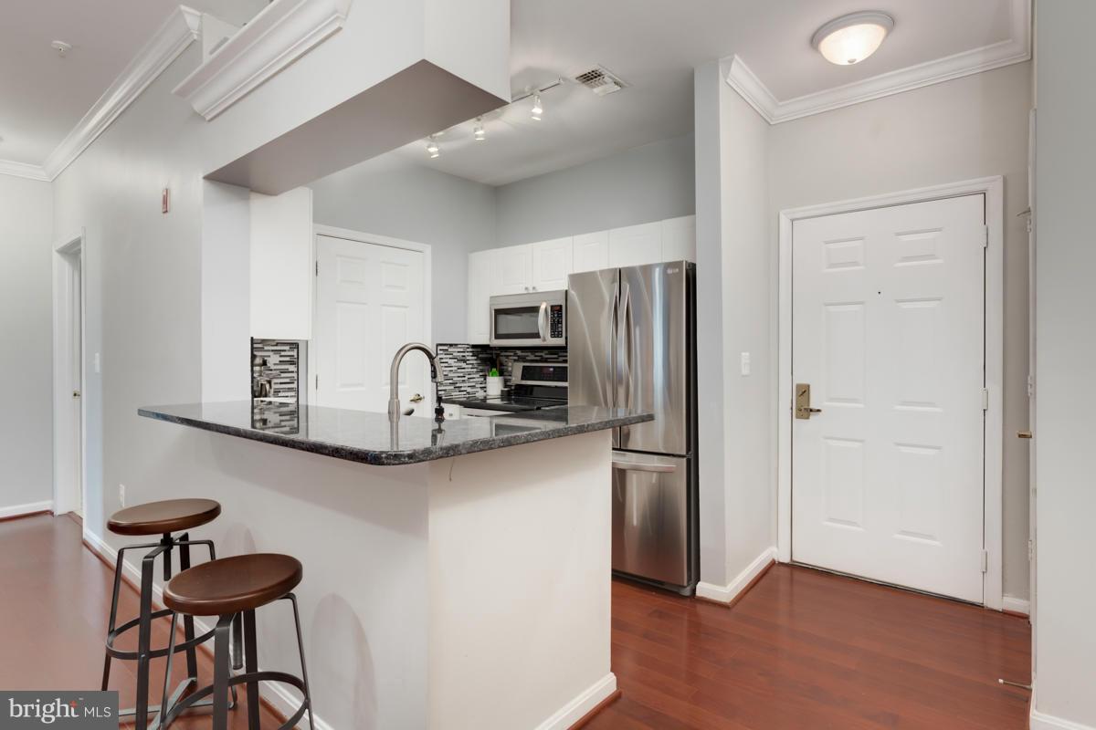 PALAZZO AT PARK CENTER - Residential