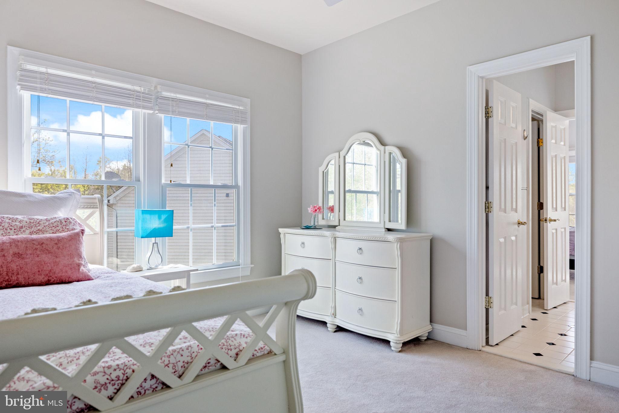 LAKES AT RED ROCK - Residential