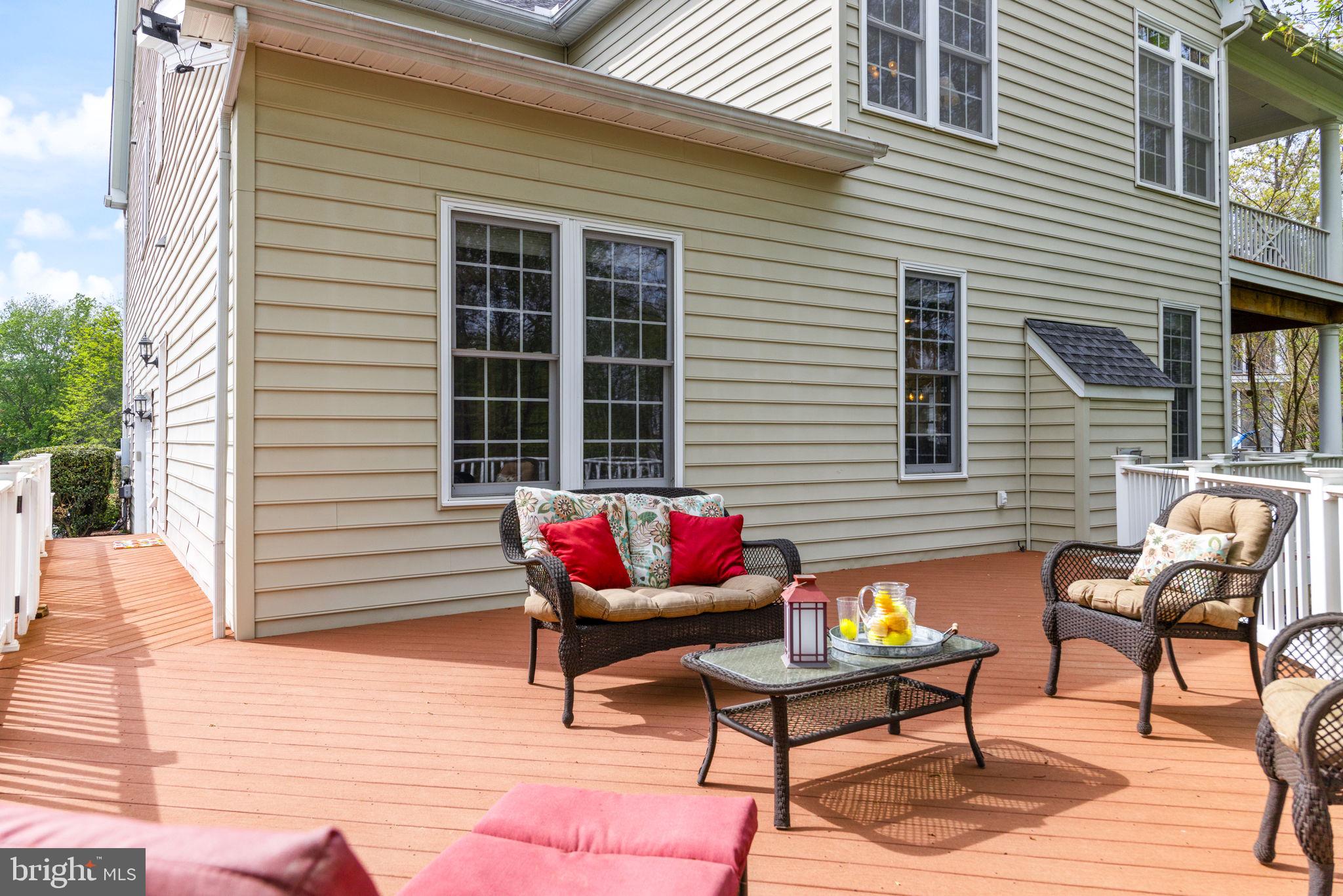 LAKES AT RED ROCK - Residential