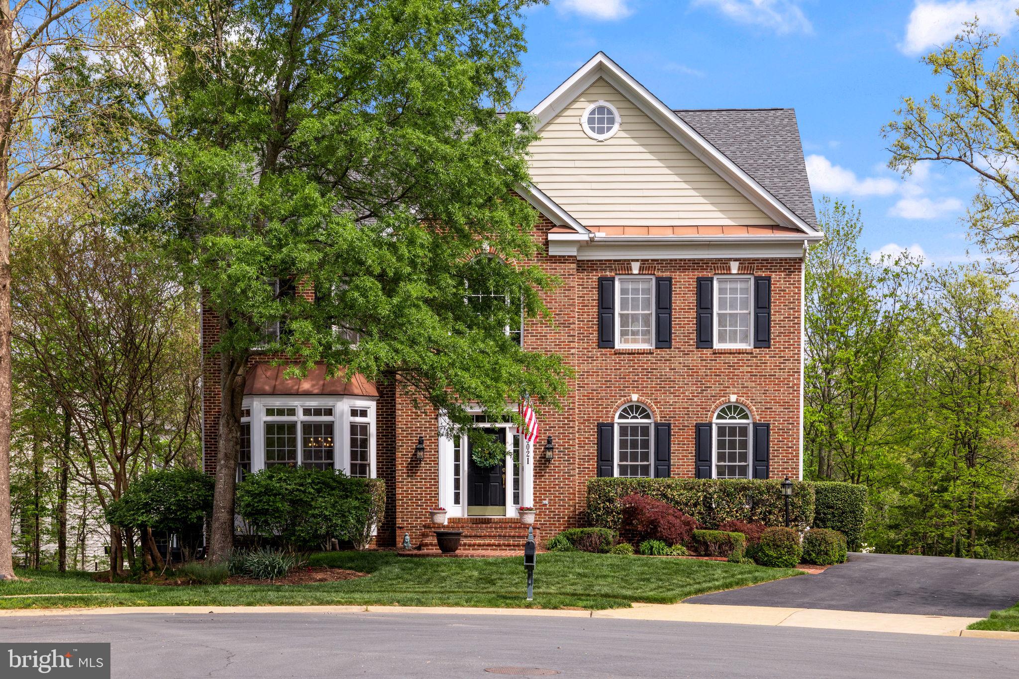 LAKES AT RED ROCK - Residential