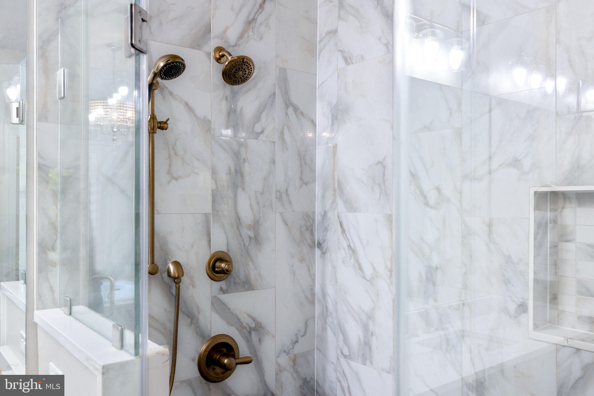 LAKES AT RED ROCK - Residential