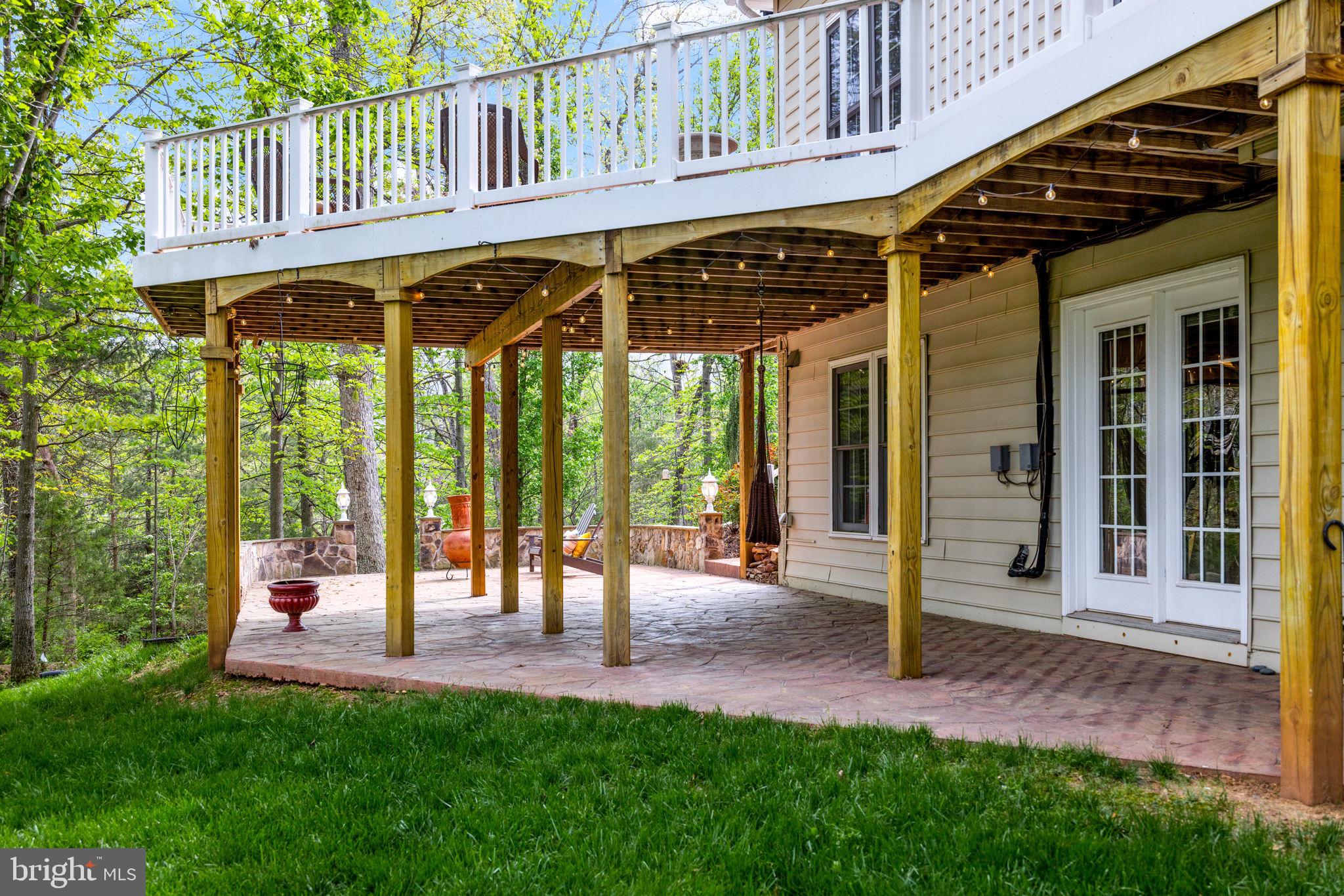 LAKES AT RED ROCK - Residential