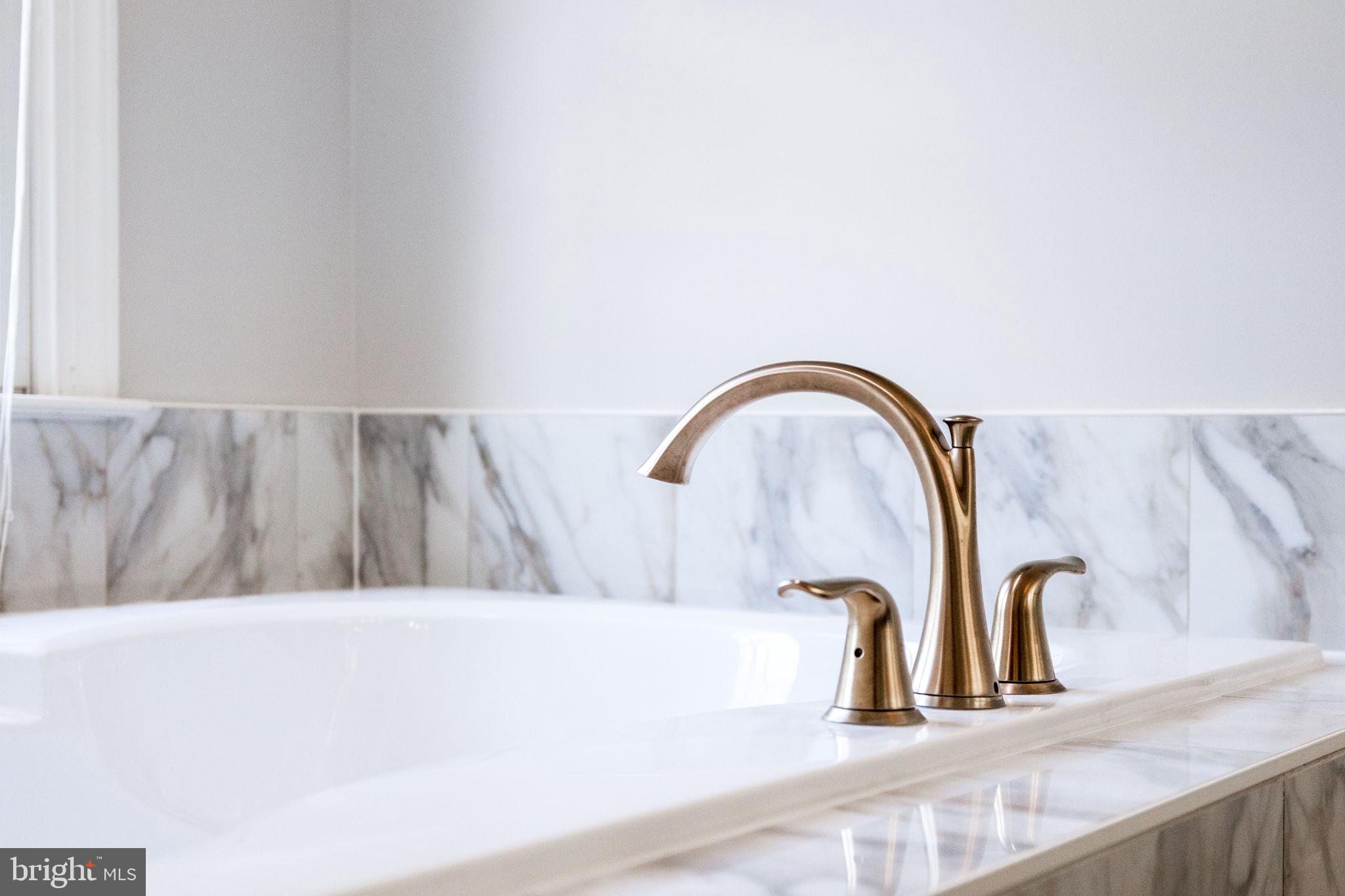 LAKES AT RED ROCK - Residential