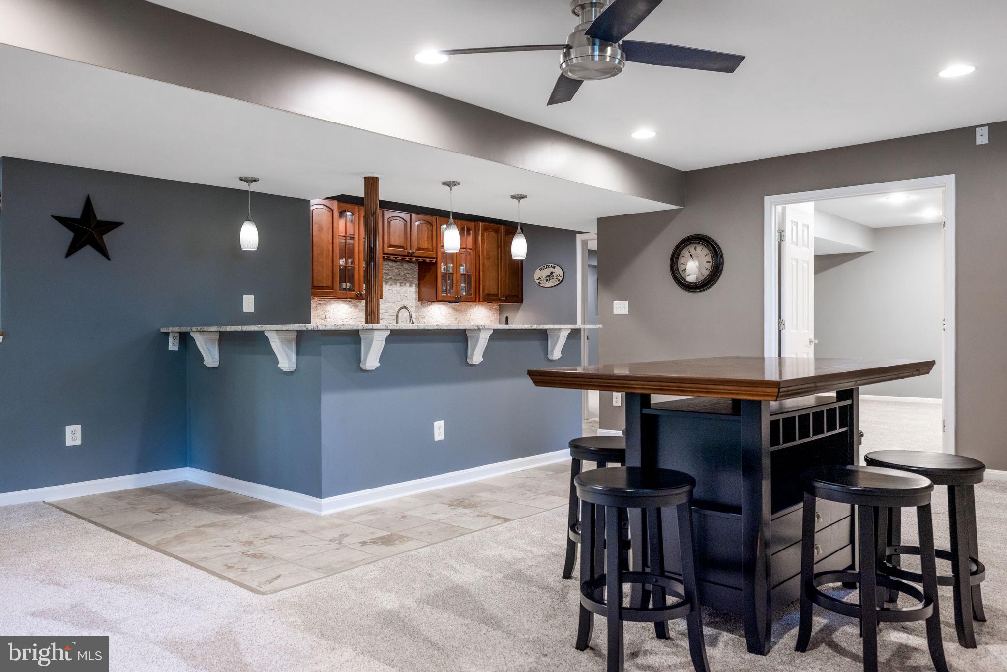 LAKES AT RED ROCK - Residential