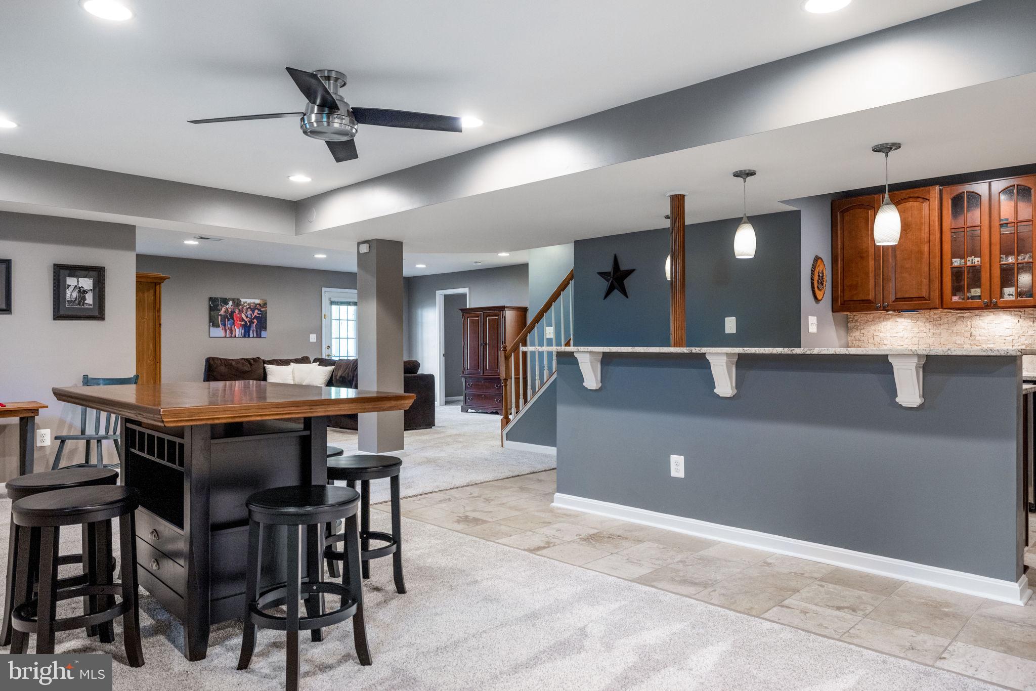 LAKES AT RED ROCK - Residential