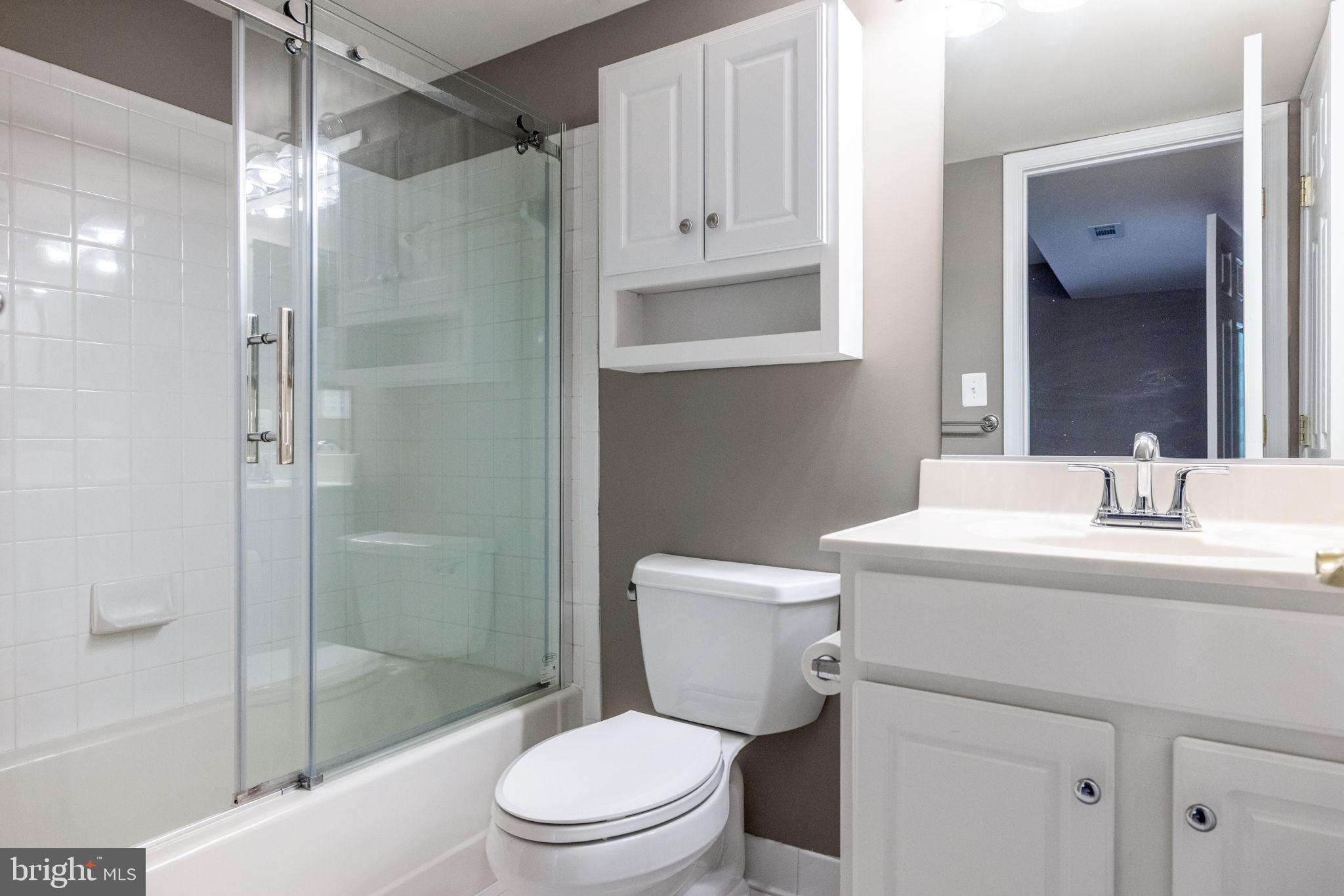 LAKES AT RED ROCK - Residential